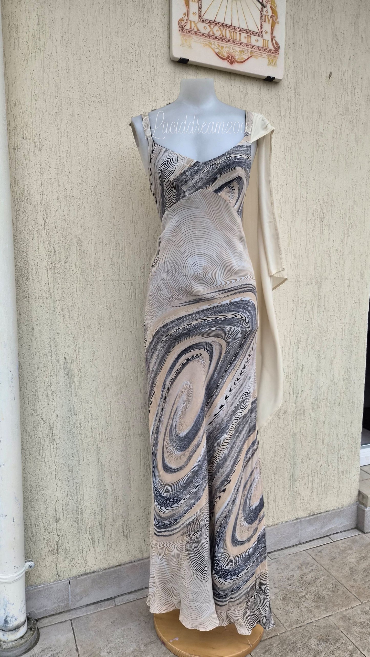 Robe en voile beige