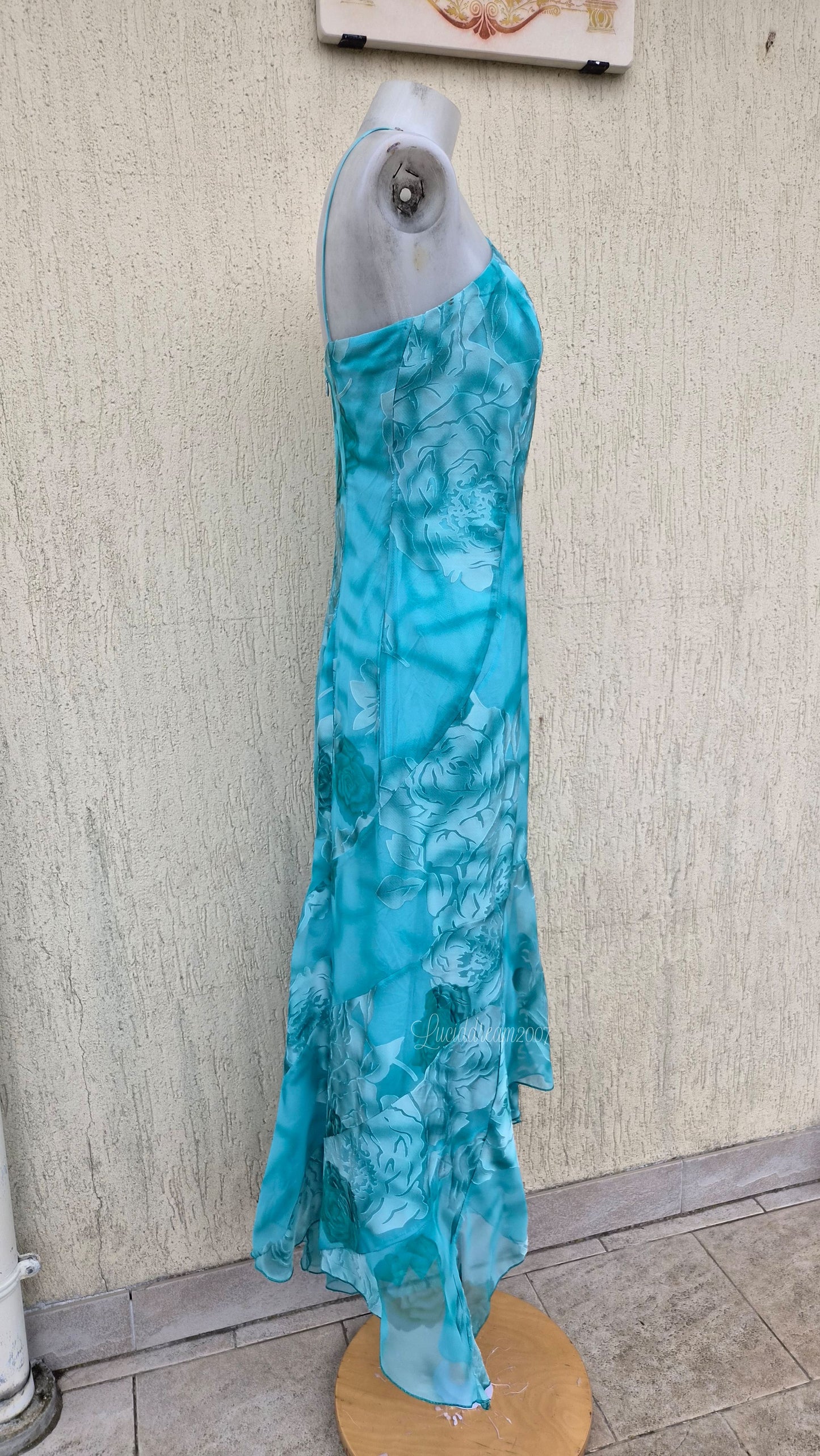Robe fleurie bleue