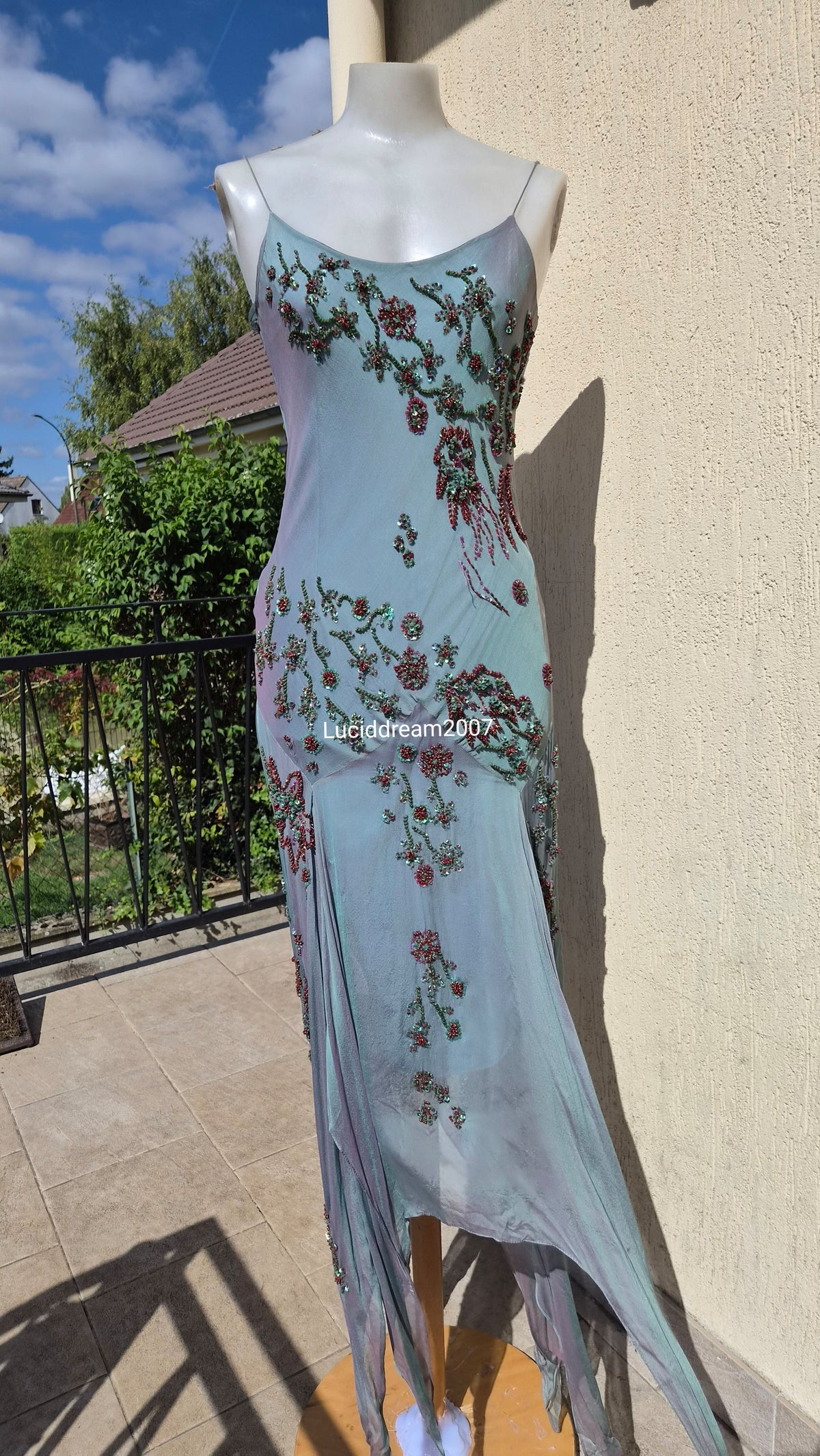 Robe en soie Aftershock