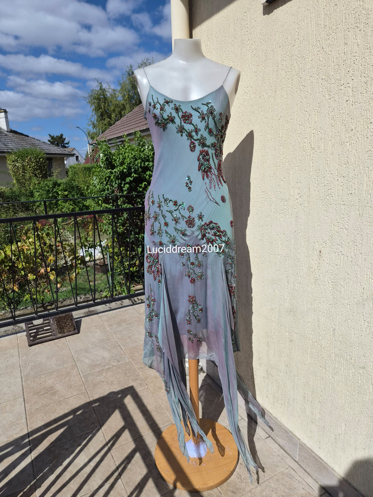 Robe en soie Aftershock
