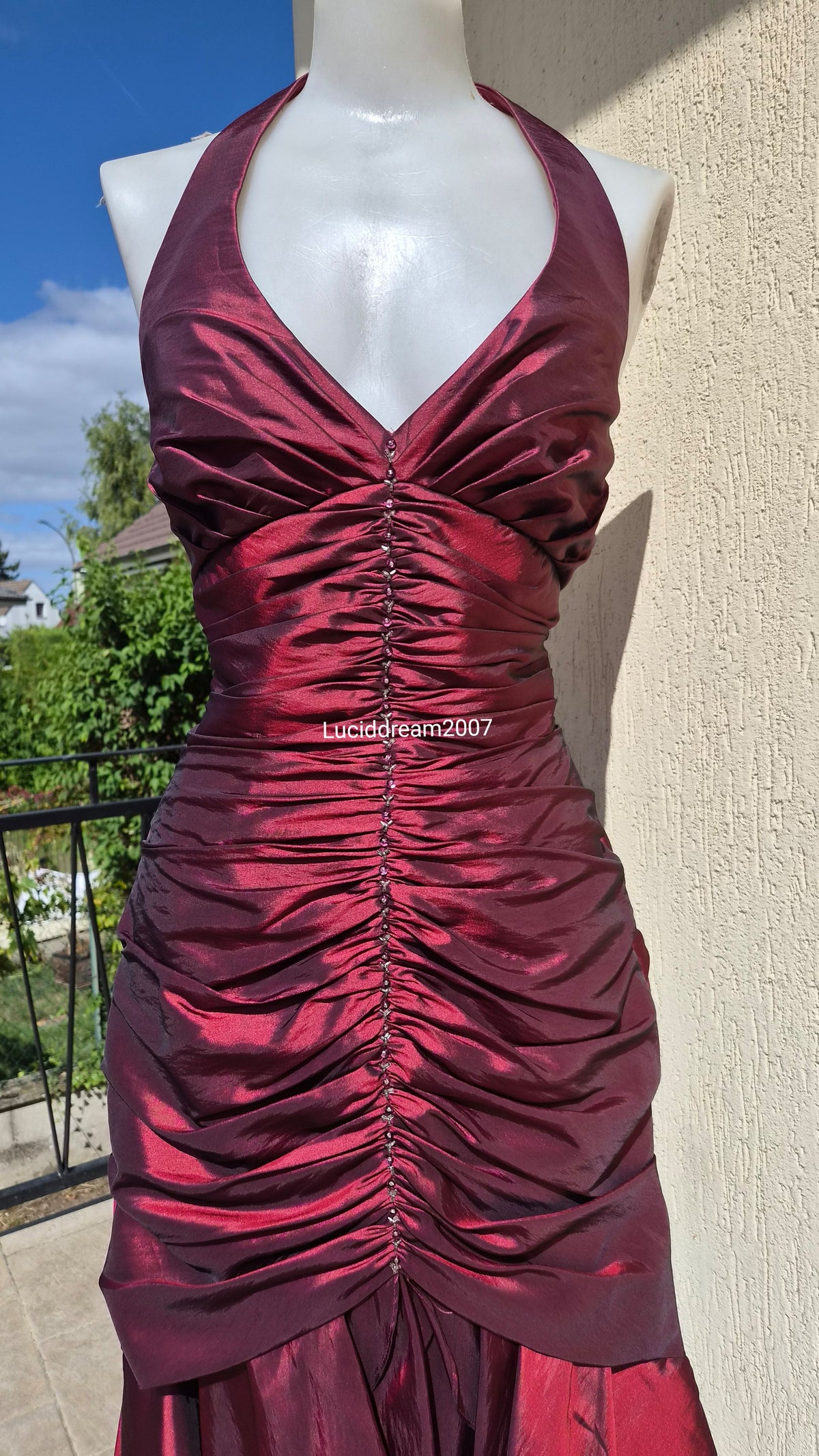 Burgundy taffeta backless dress