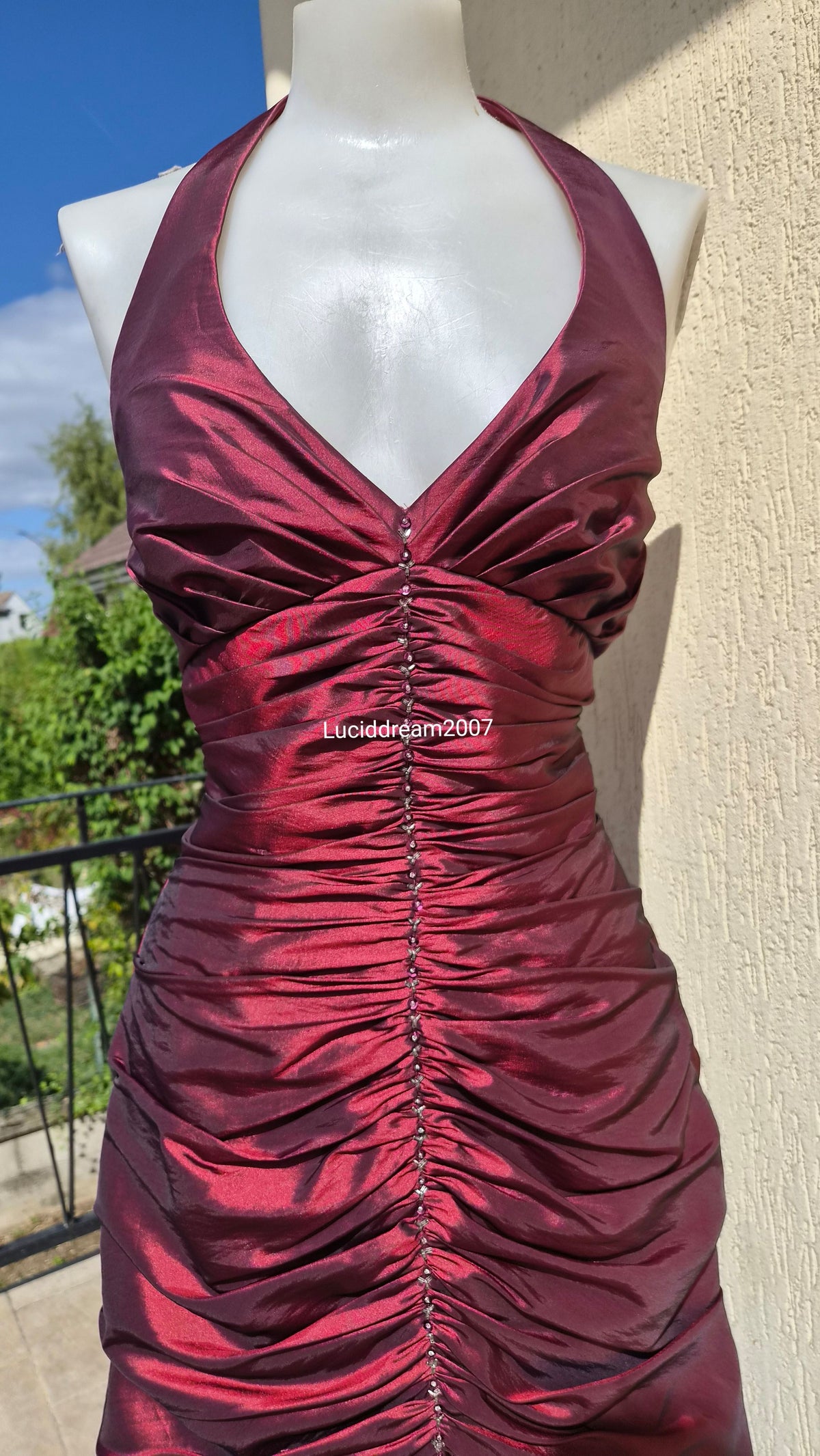 Burgundy taffeta backless dress