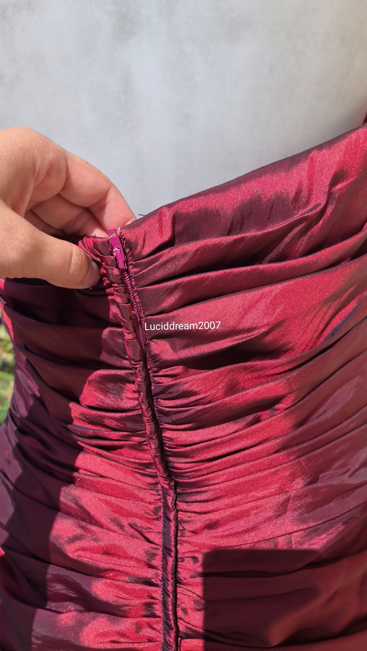 Burgundy taffeta backless dress