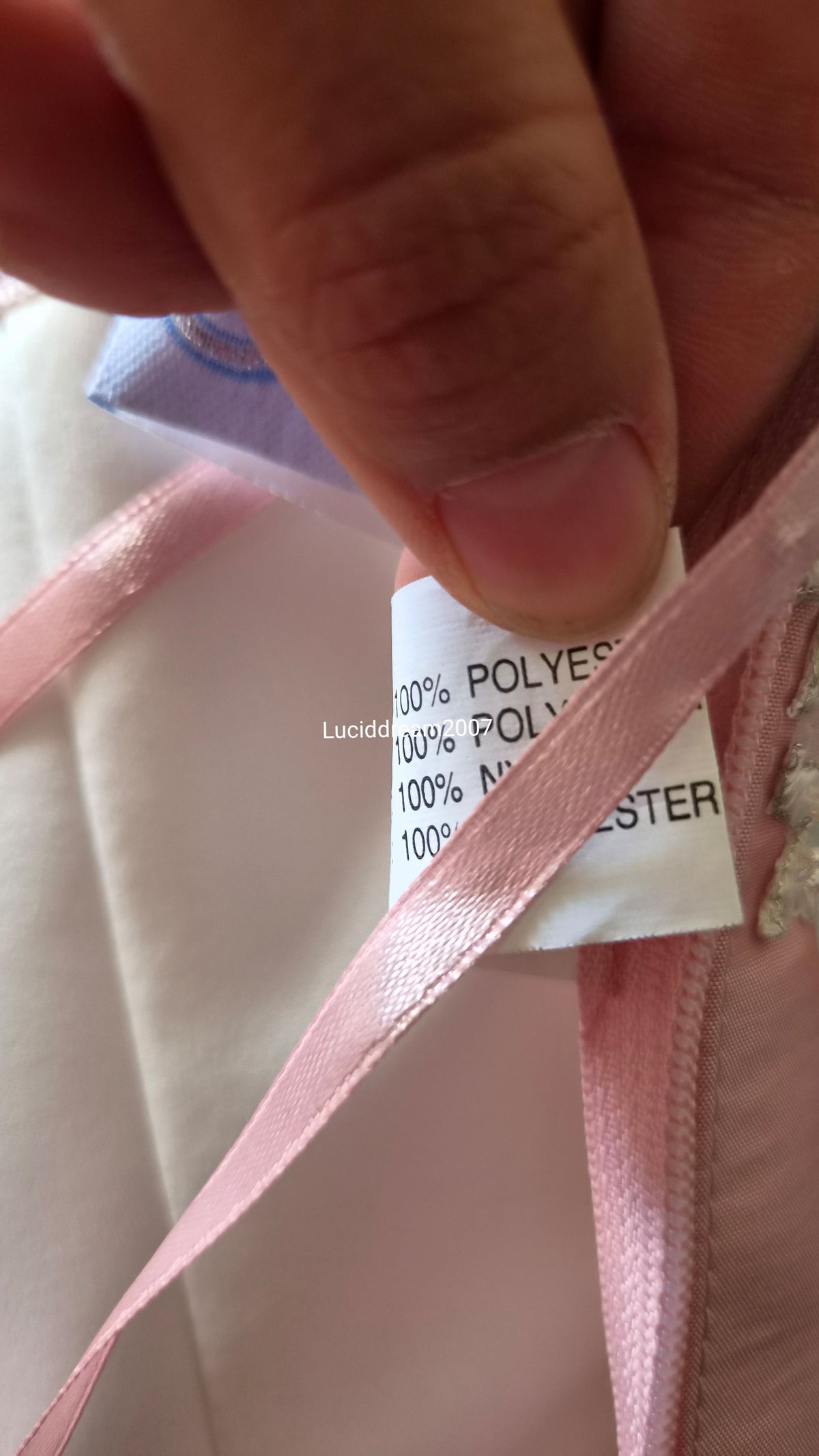 Robe en Taffetas rose avec sacoche