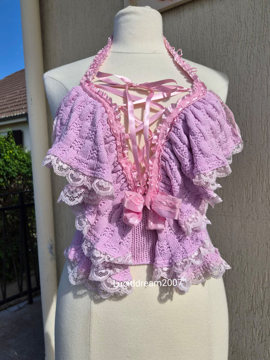 Haut rose crochet, dentelle et laçage