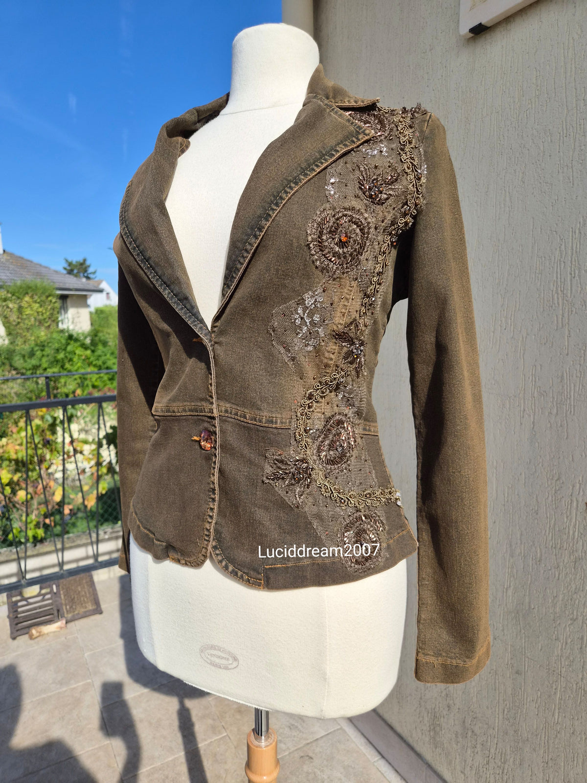Embroidered denim jacket