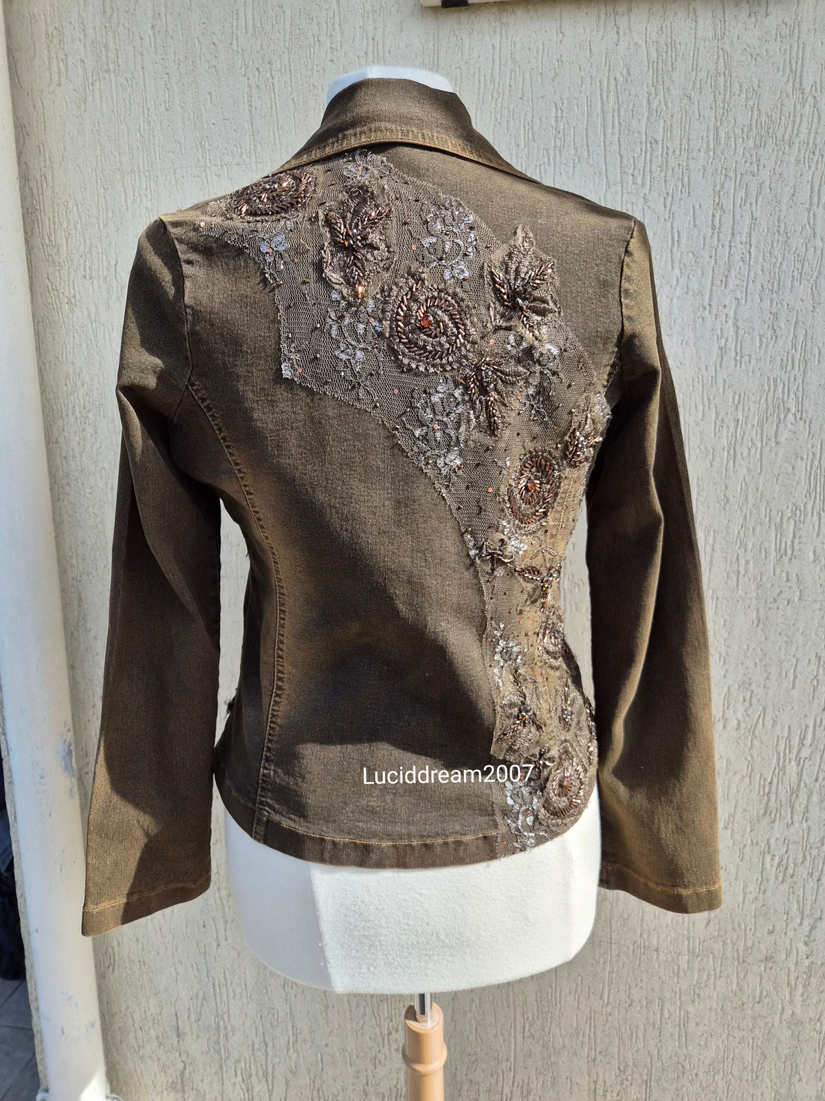 Embroidered denim jacket