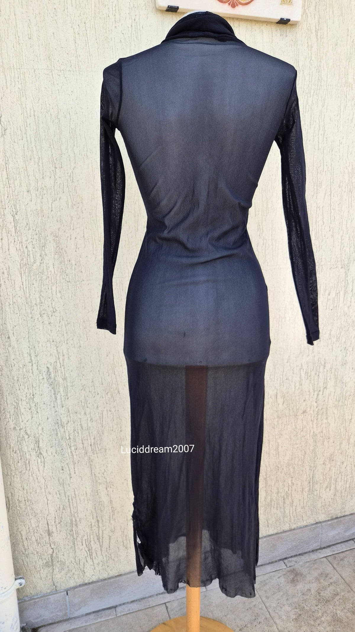 Robe en voile motif dragon
