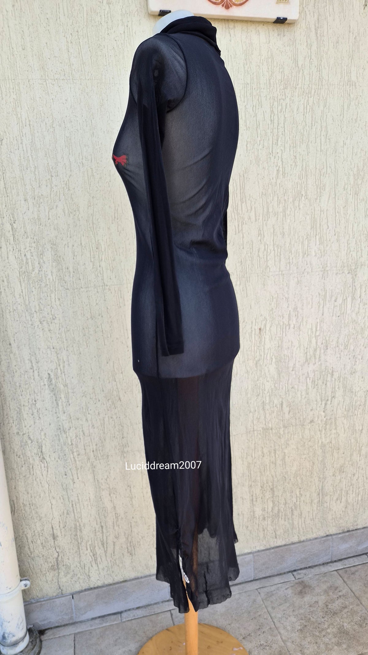 Robe en voile motif dragon
