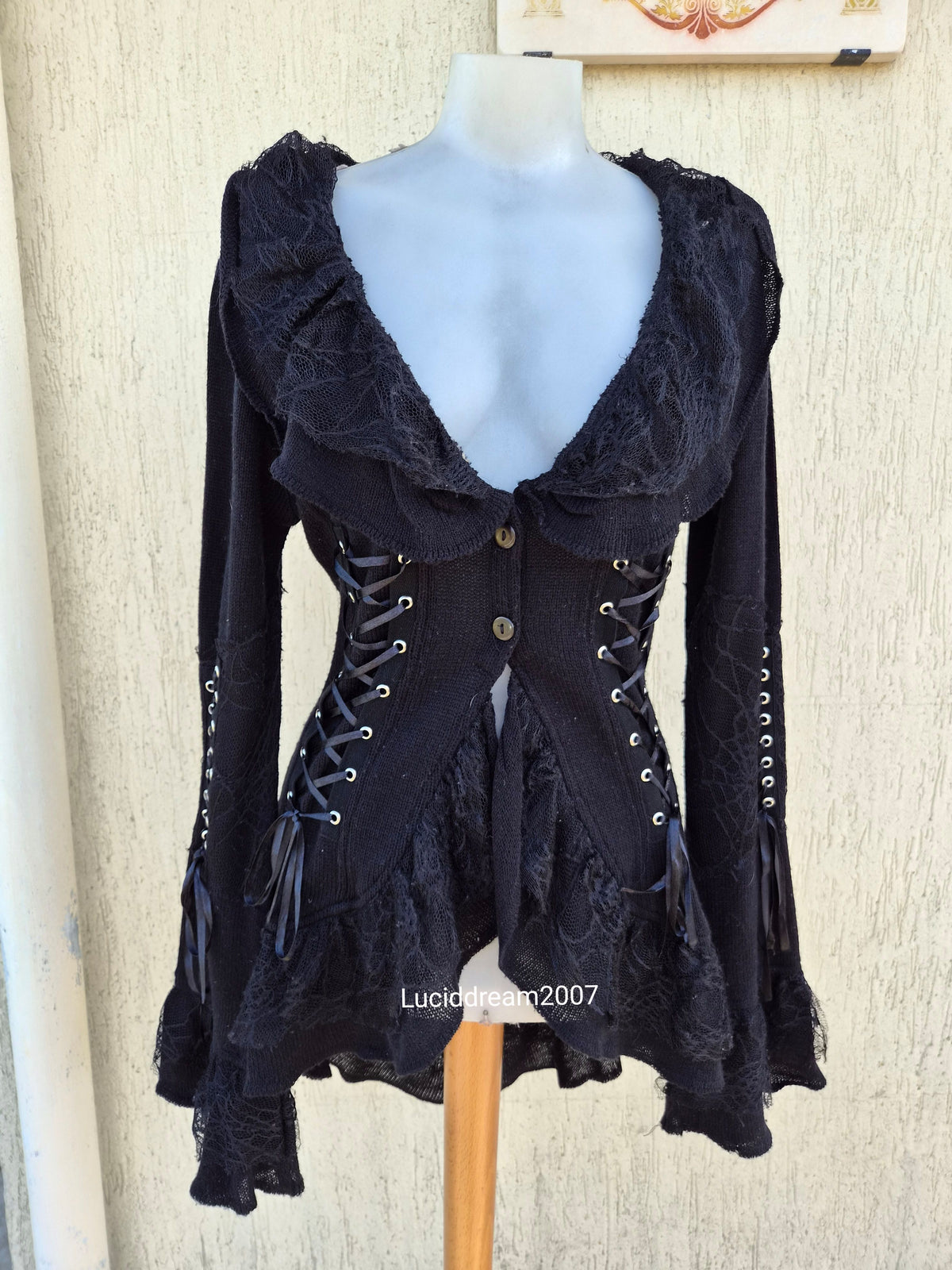 Cardigan à lacage Poizen Industries
