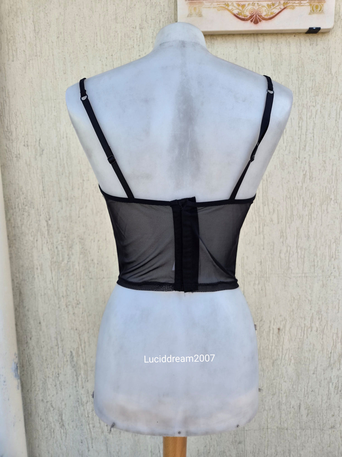 Black velvet top with arabesques