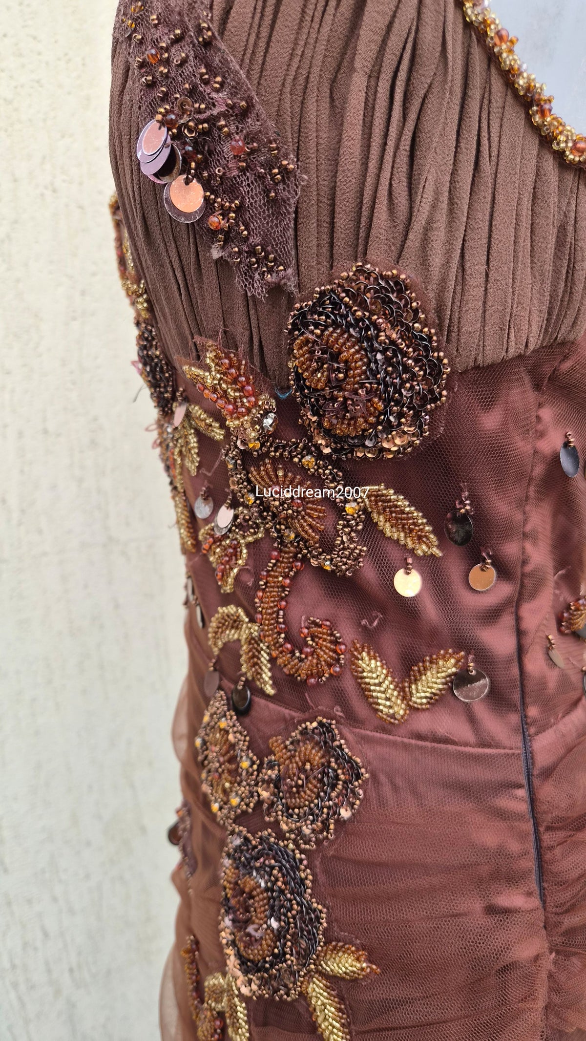 Robe dos nu brodée marron