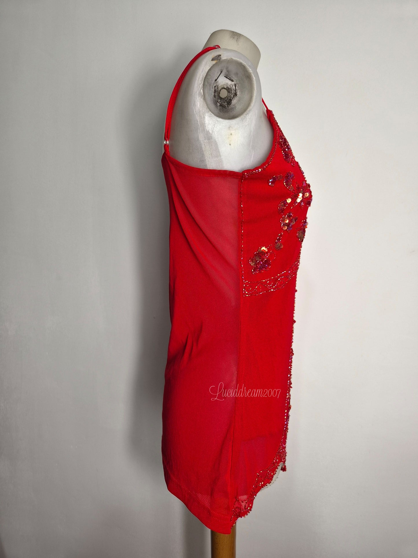 Haut rouge en voile brodé Maner