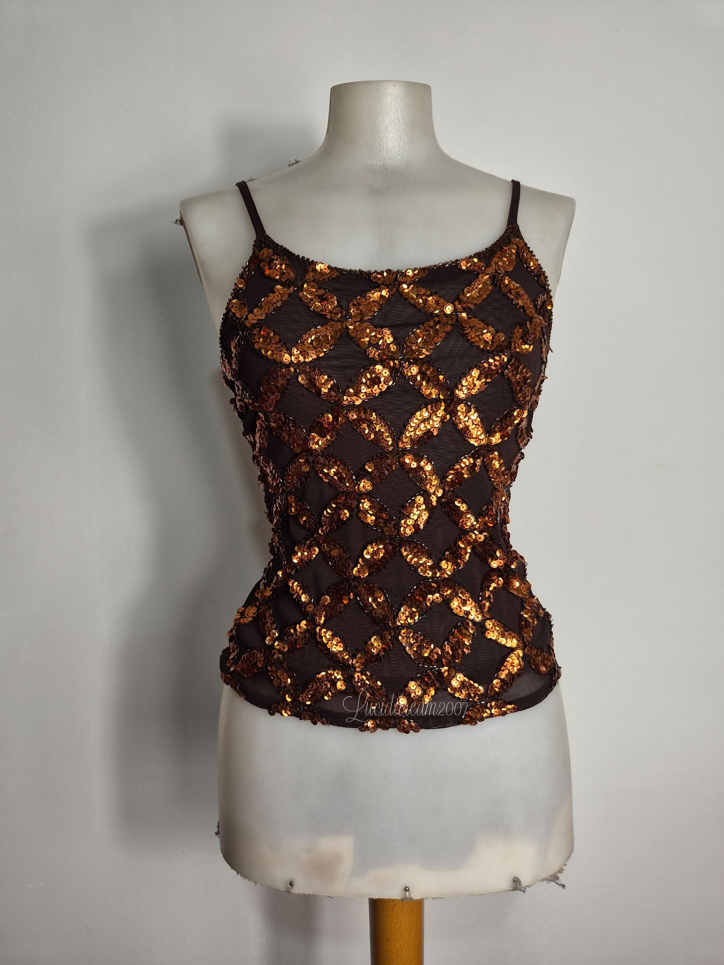 Haut en voile marron brodé de sequins