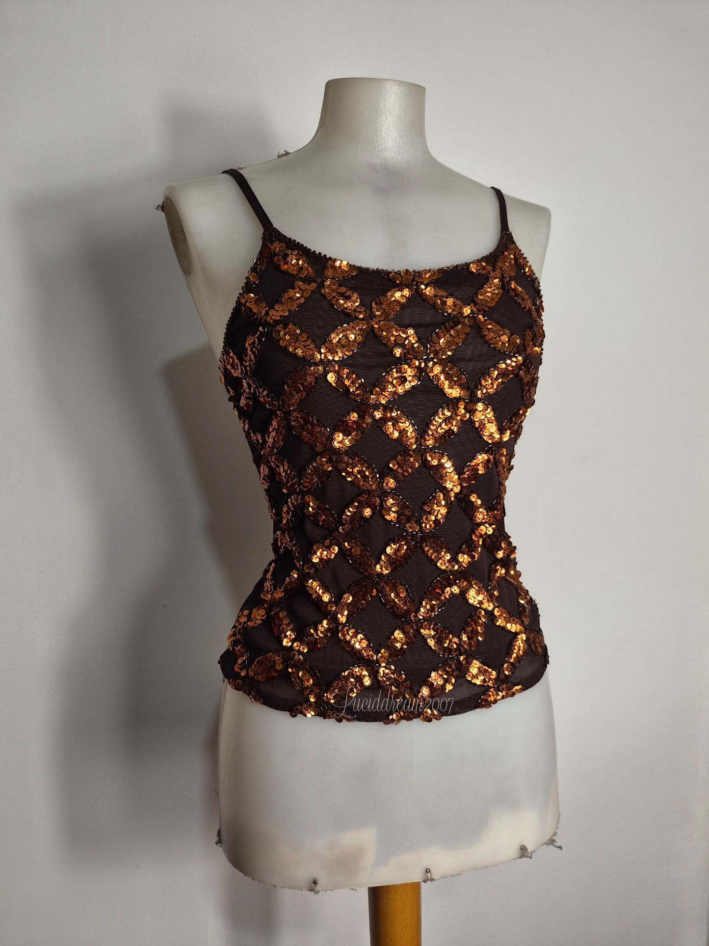 Haut en voile marron brodé de sequins