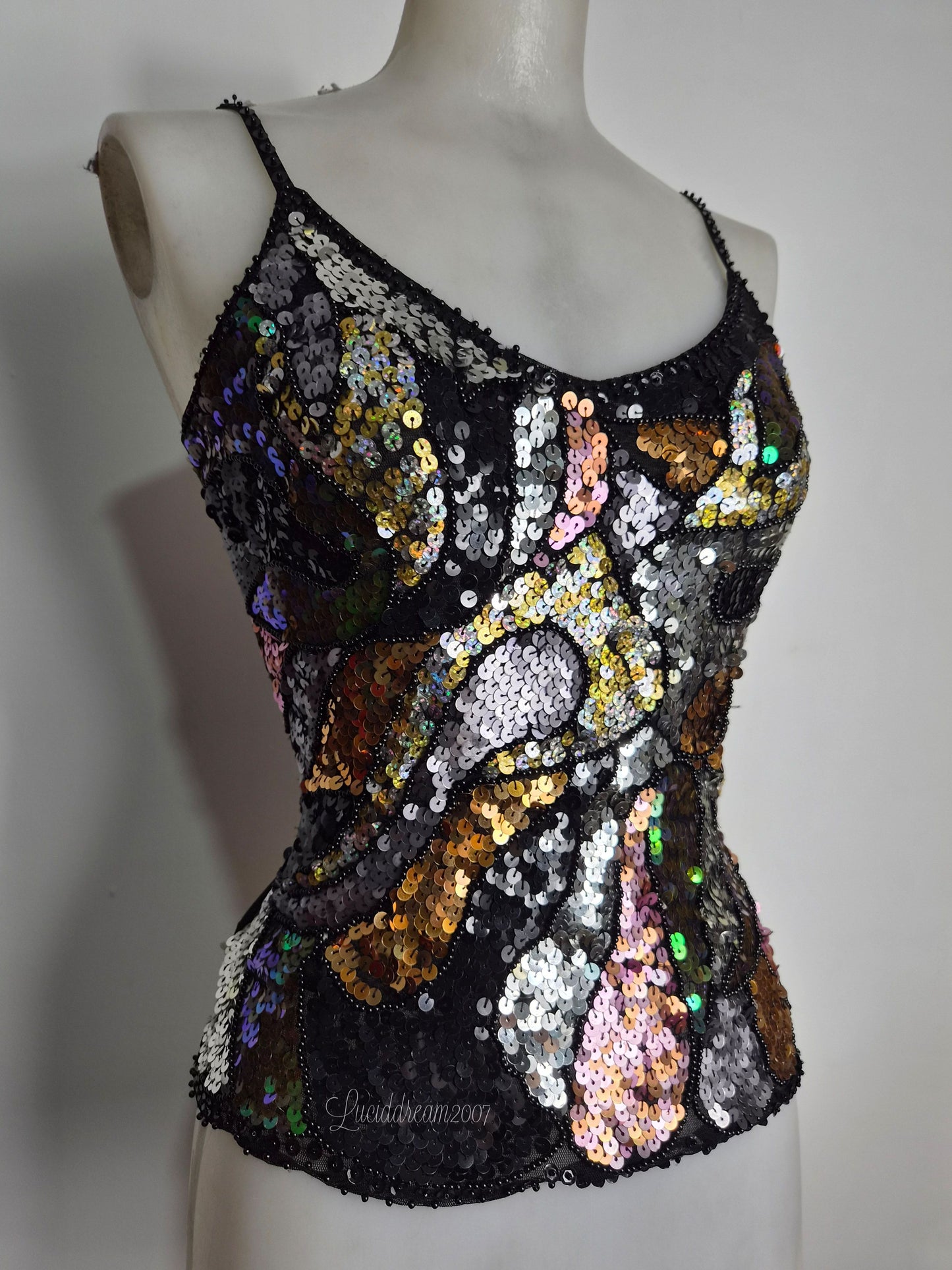 Haut en voile brodé de sequins
