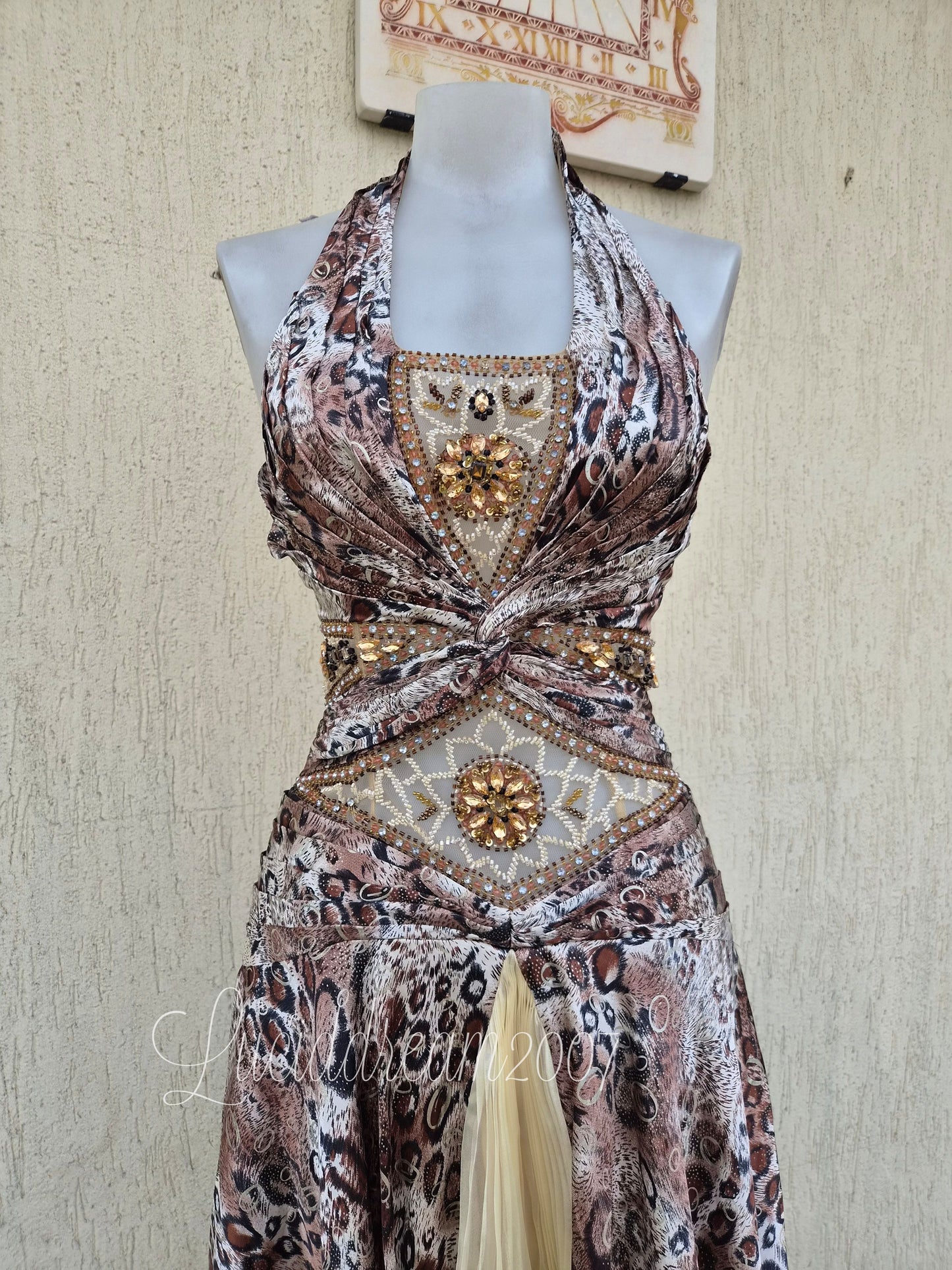 Embroidered beige-toned dress