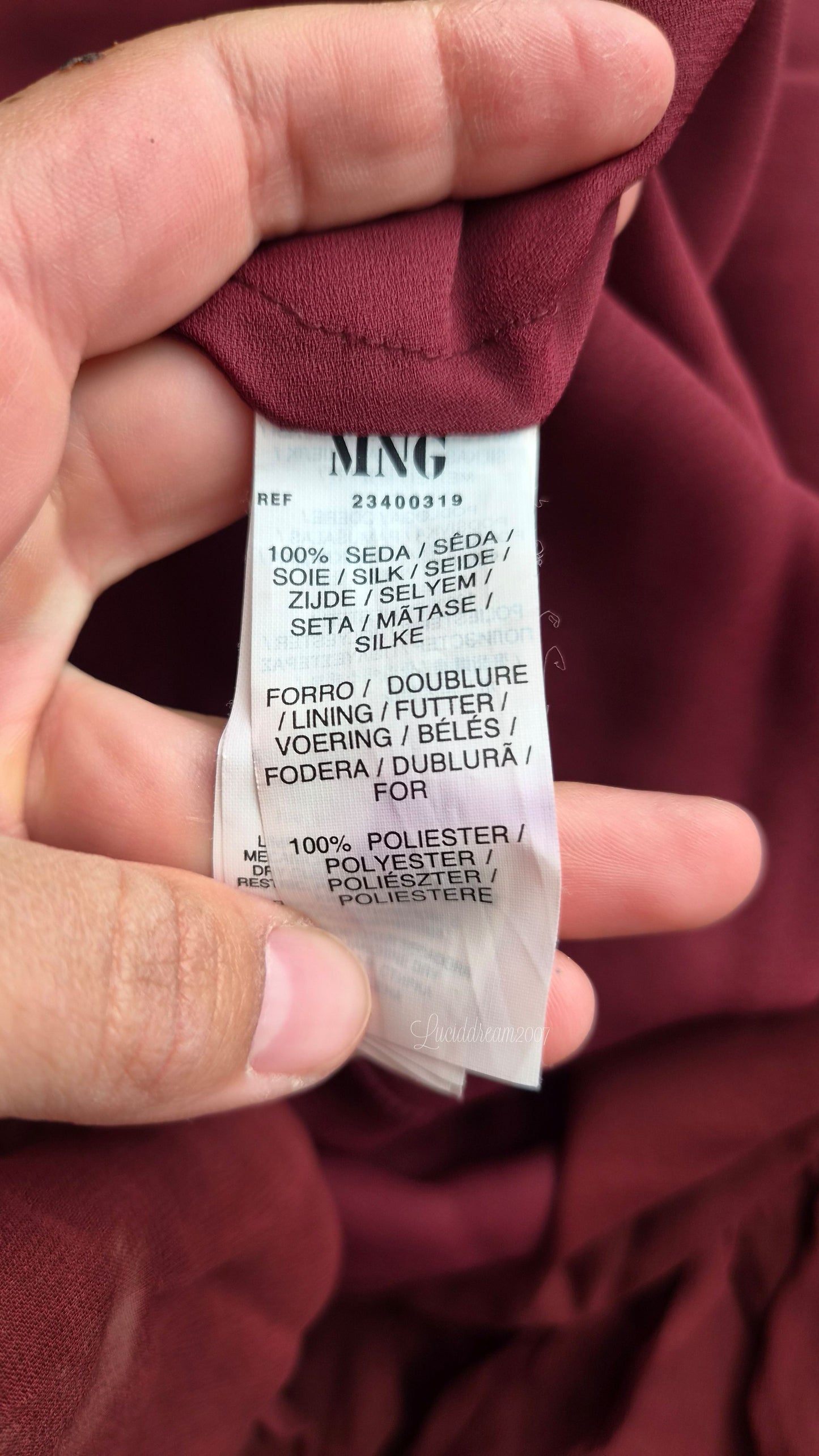 Robe en soie dos nu avec châle