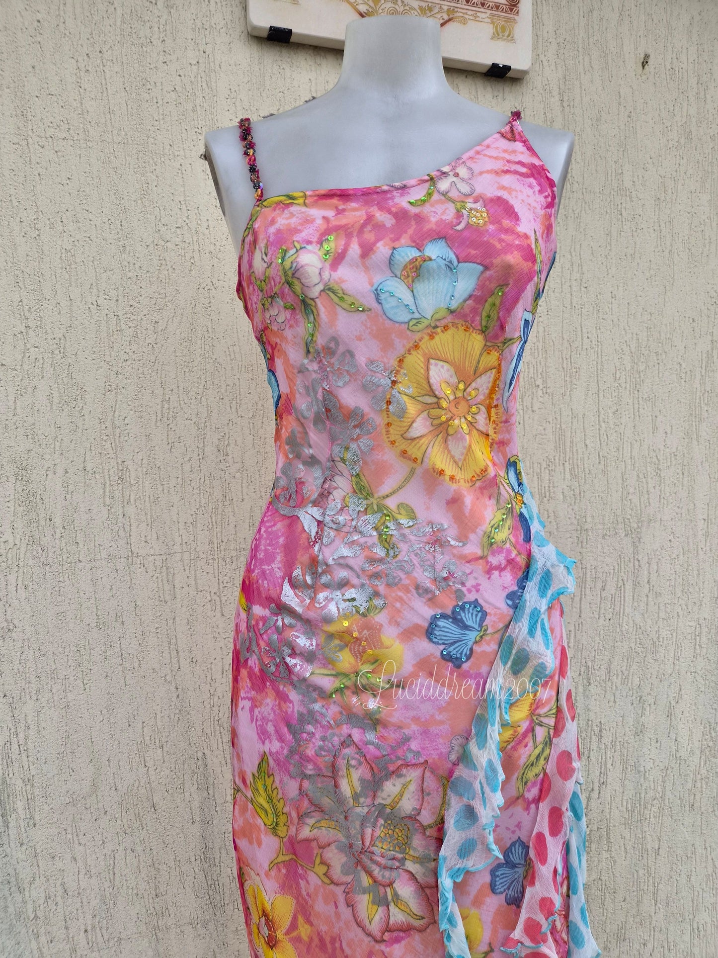 Robe fleurie tons roses
