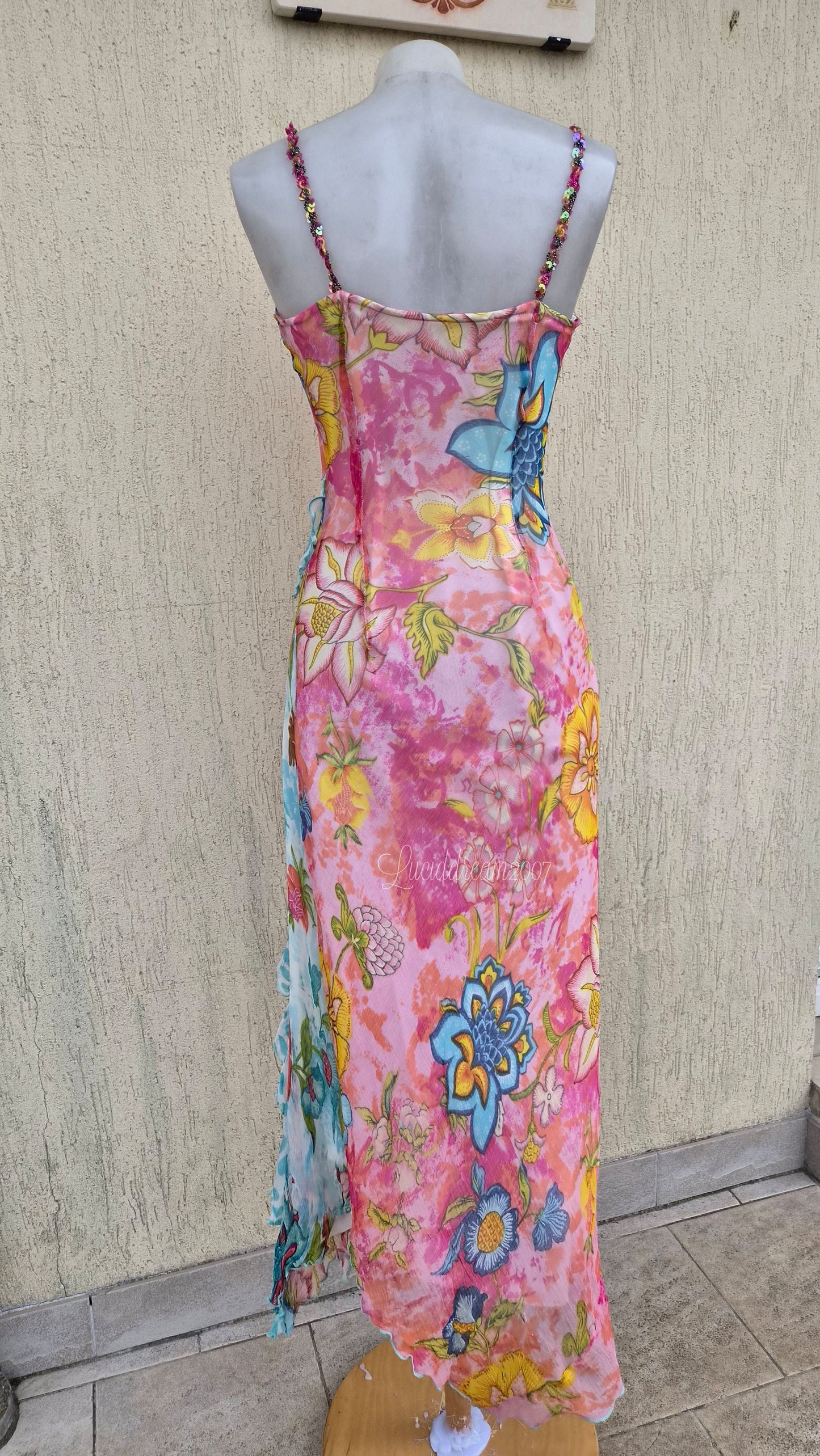 Robe fleurie tons roses