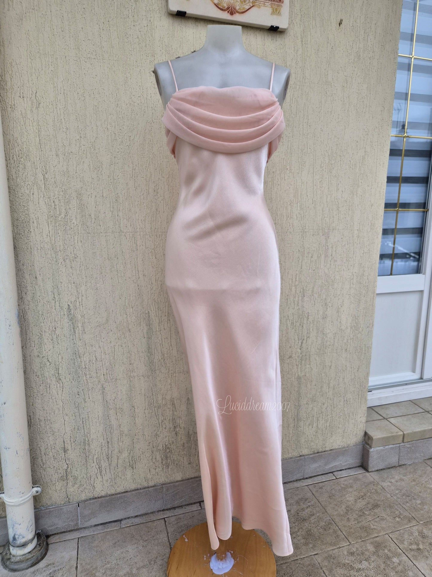 Robe de soirée rose poudré