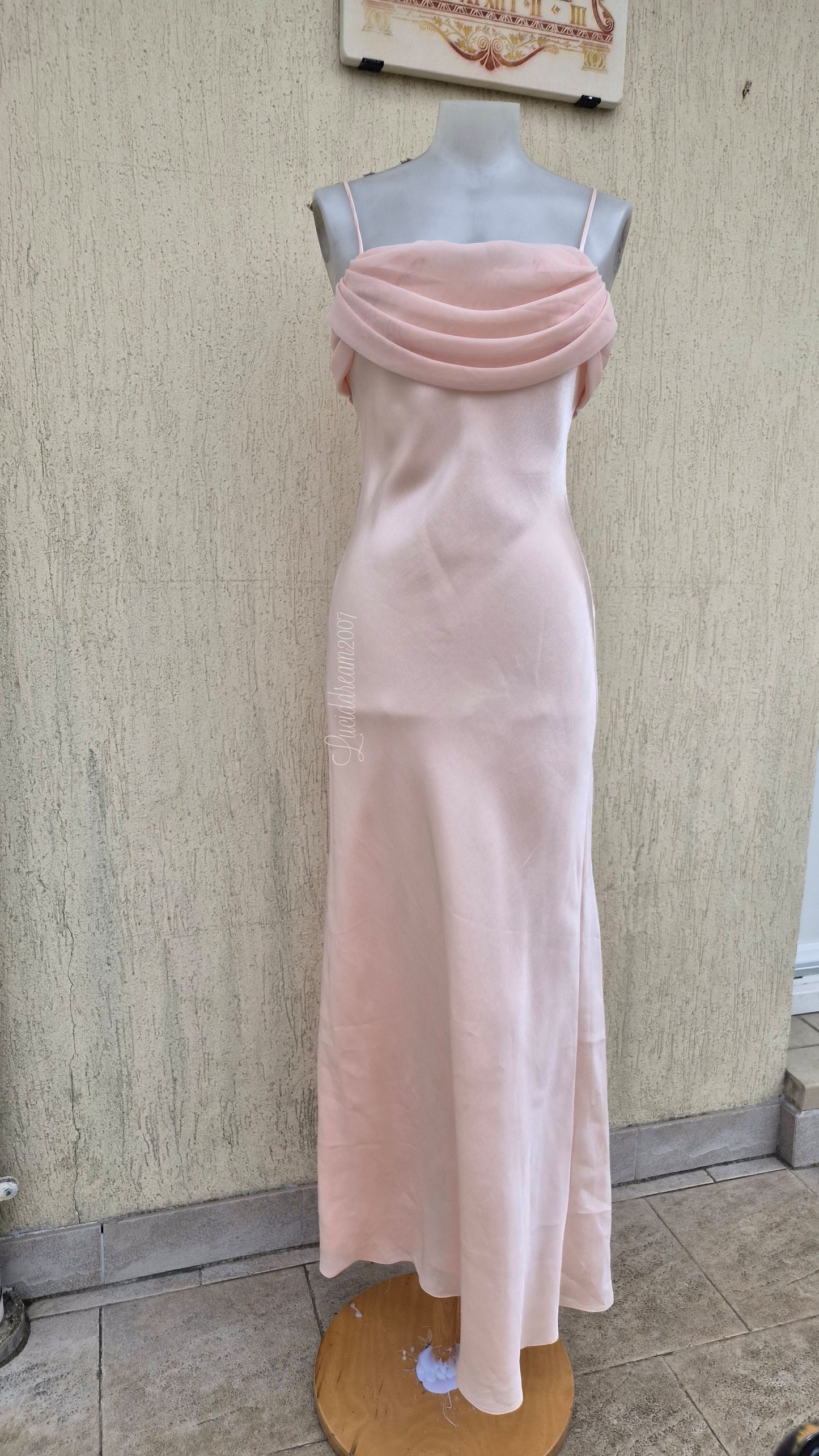 Robe de soirée rose poudré