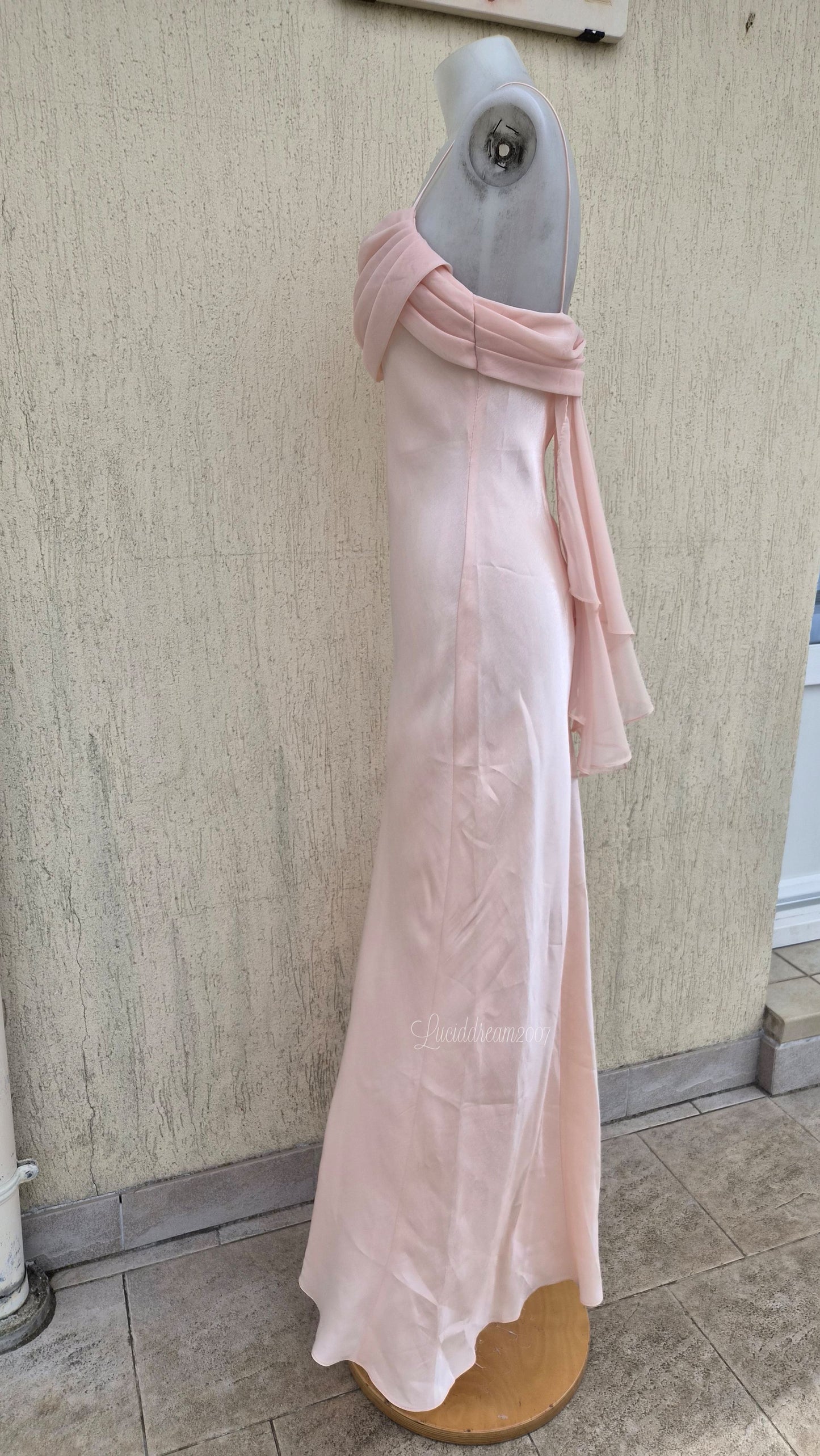 Robe de soirée rose poudré
