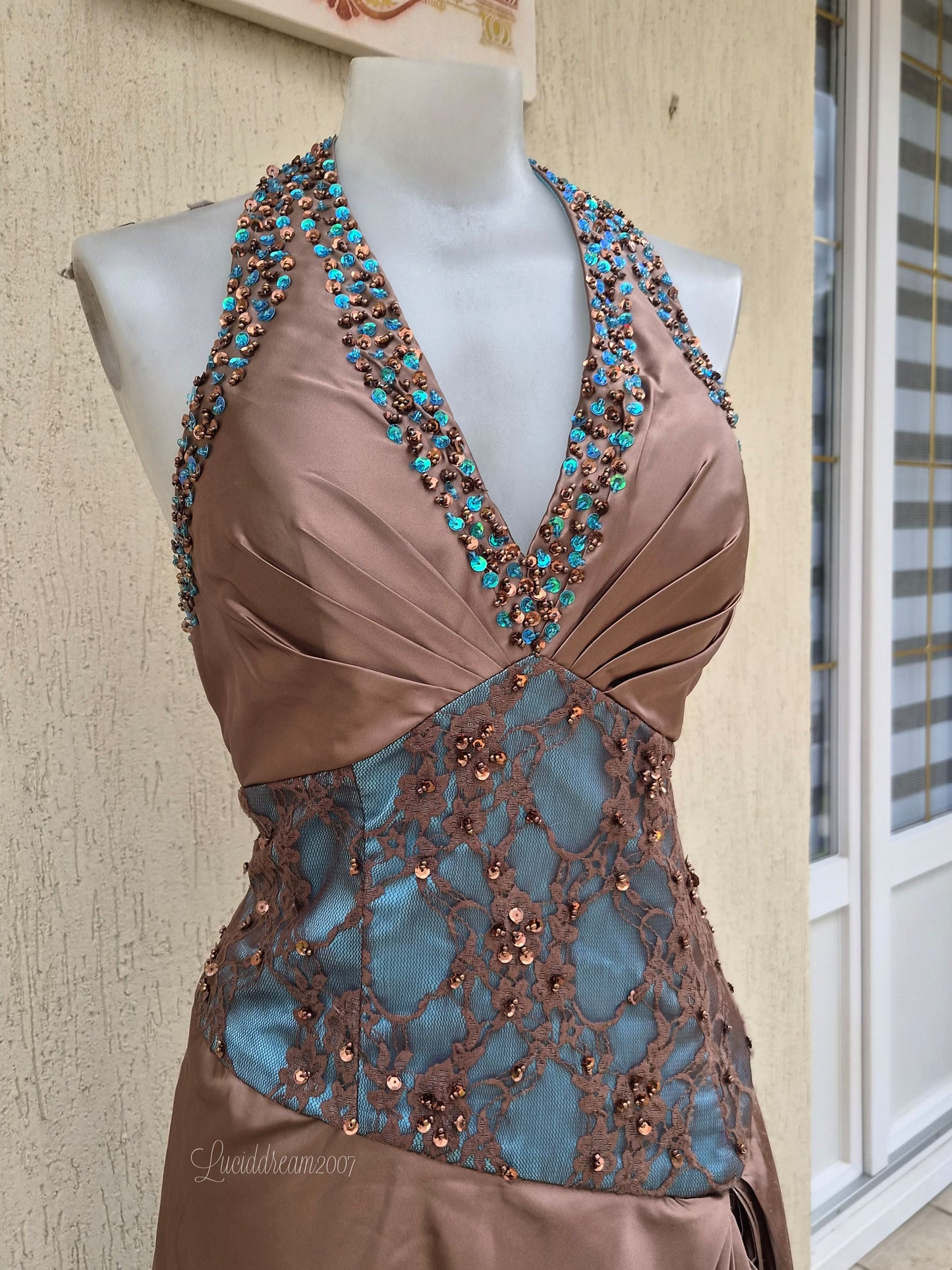 Robe de soirée marron et bleue