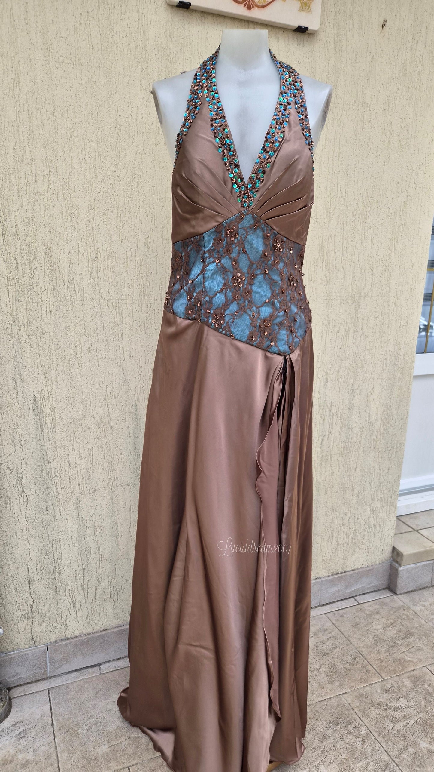 Robe de soirée marron et bleue