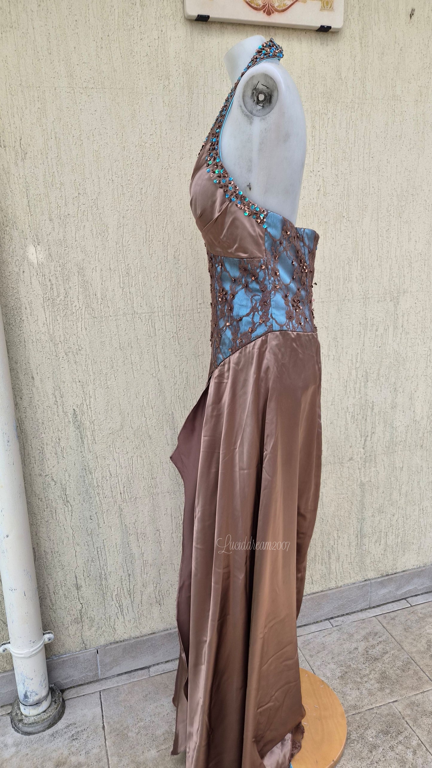 Robe de soirée marron et bleue