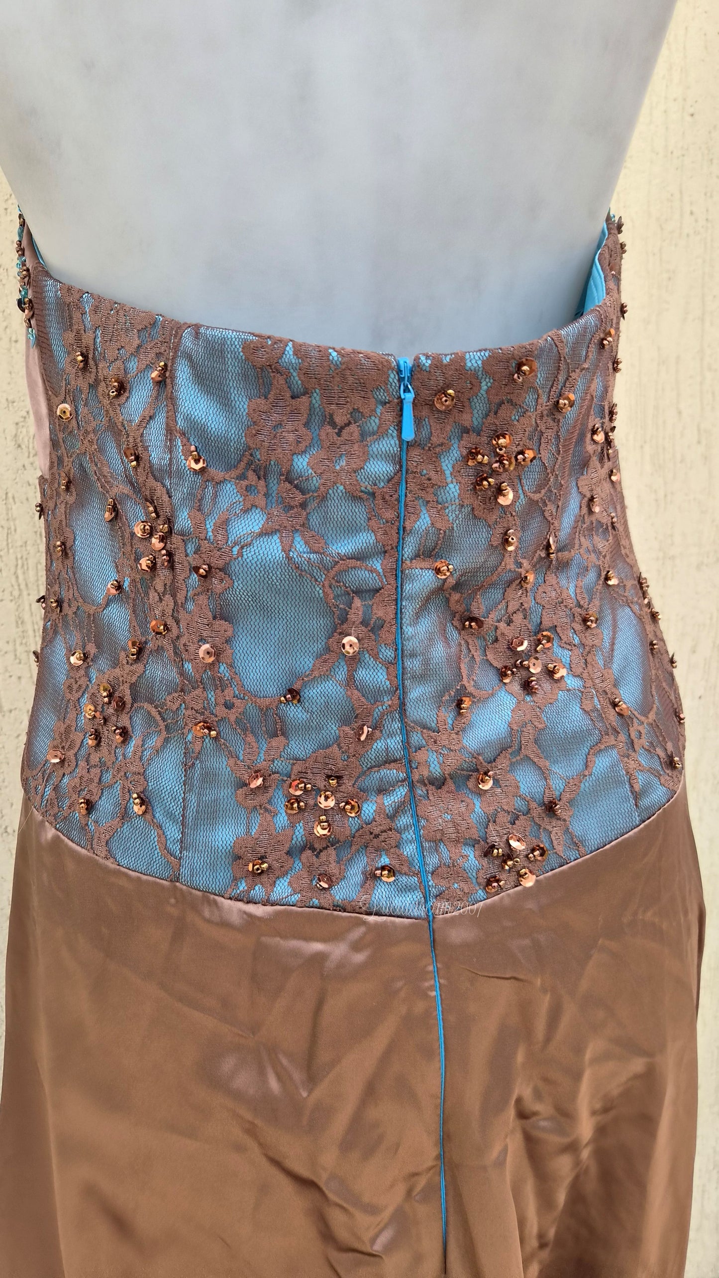 Robe de soirée marron et bleue