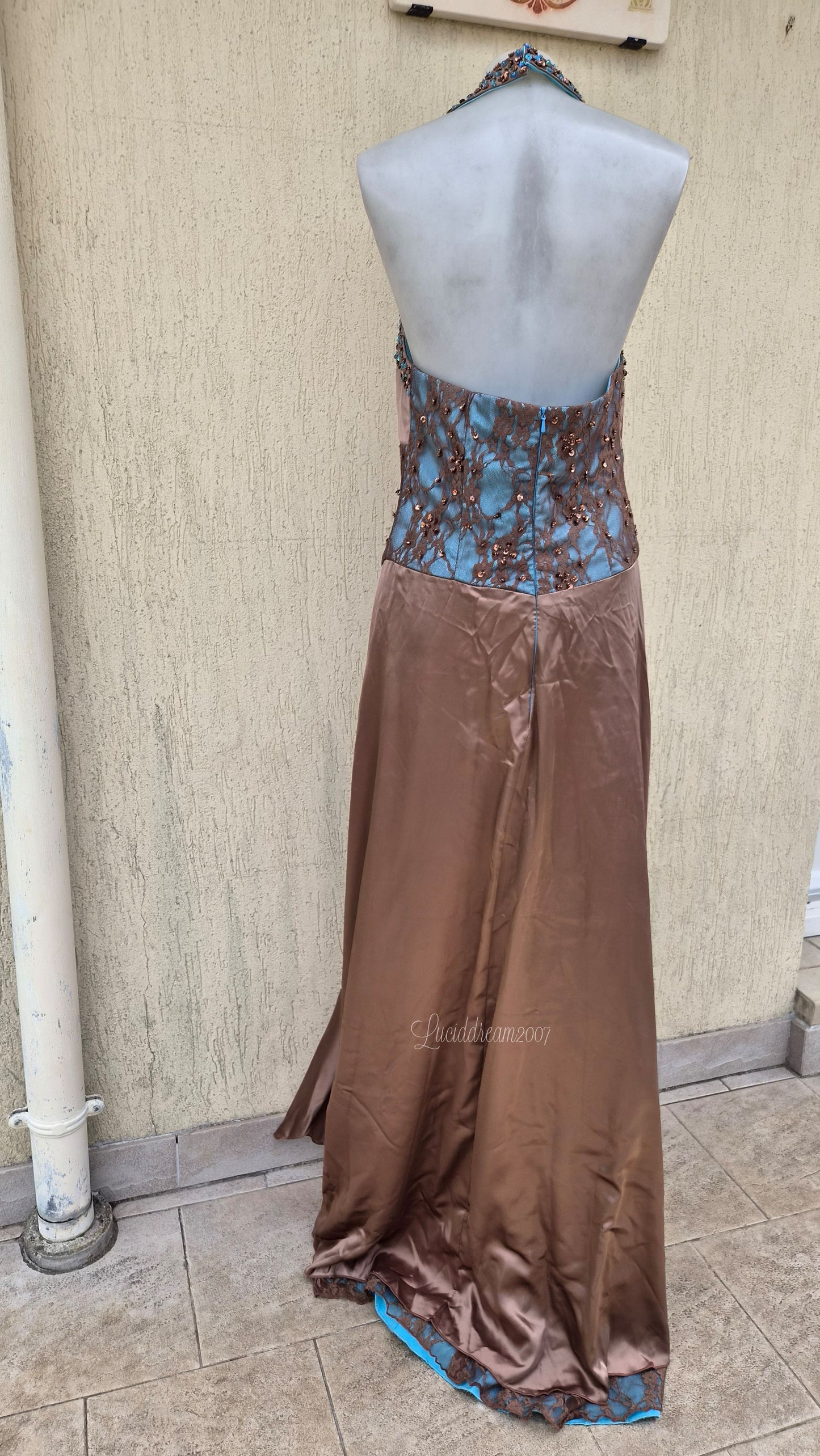 Robe de soirée marron et bleue