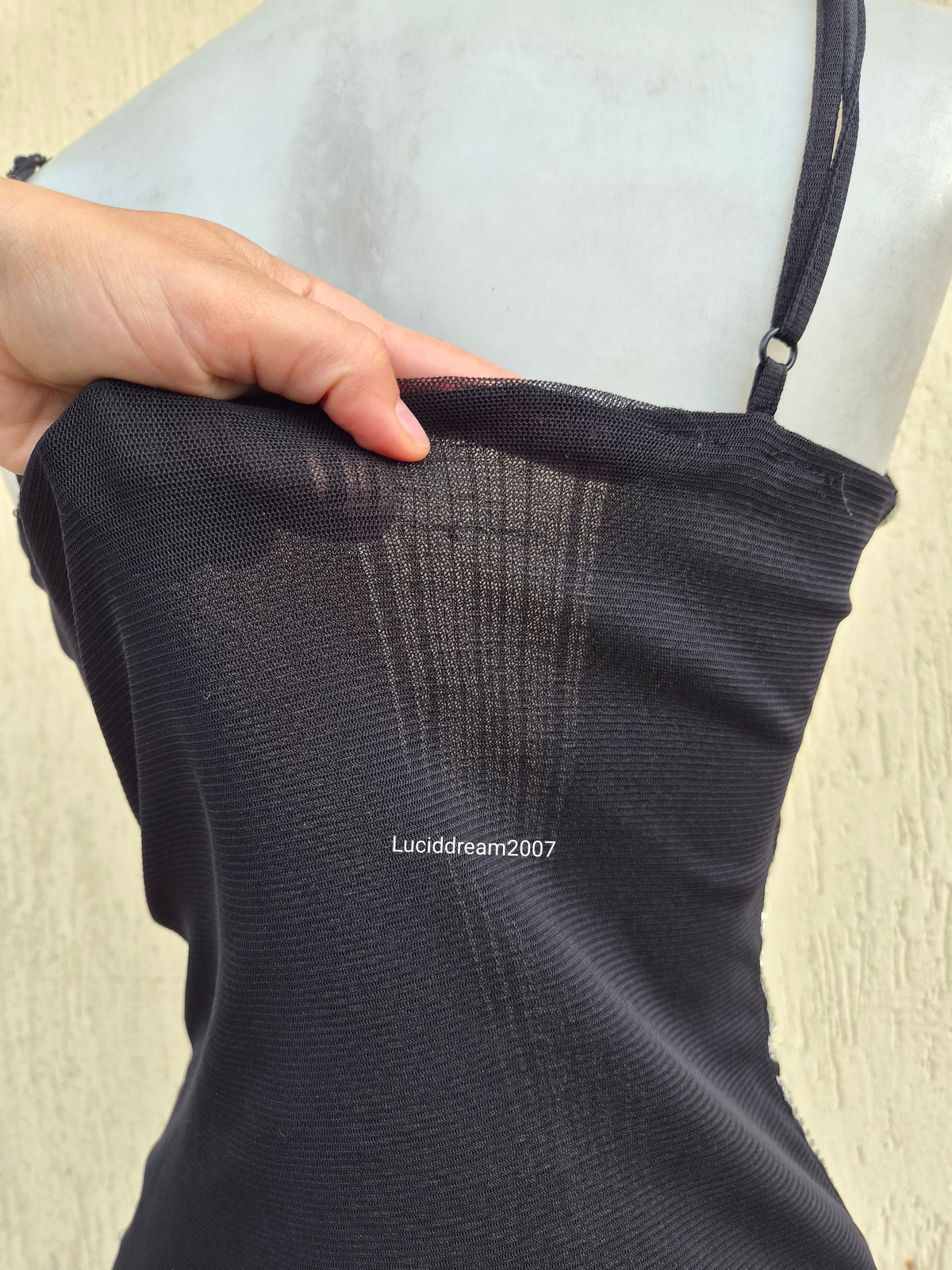 Haut en voile brodé noir et argent