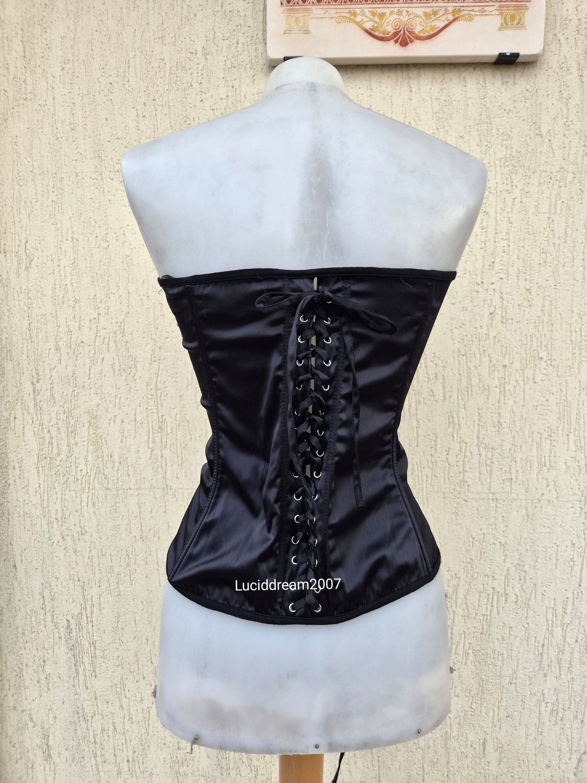 Haut corset satiné noir