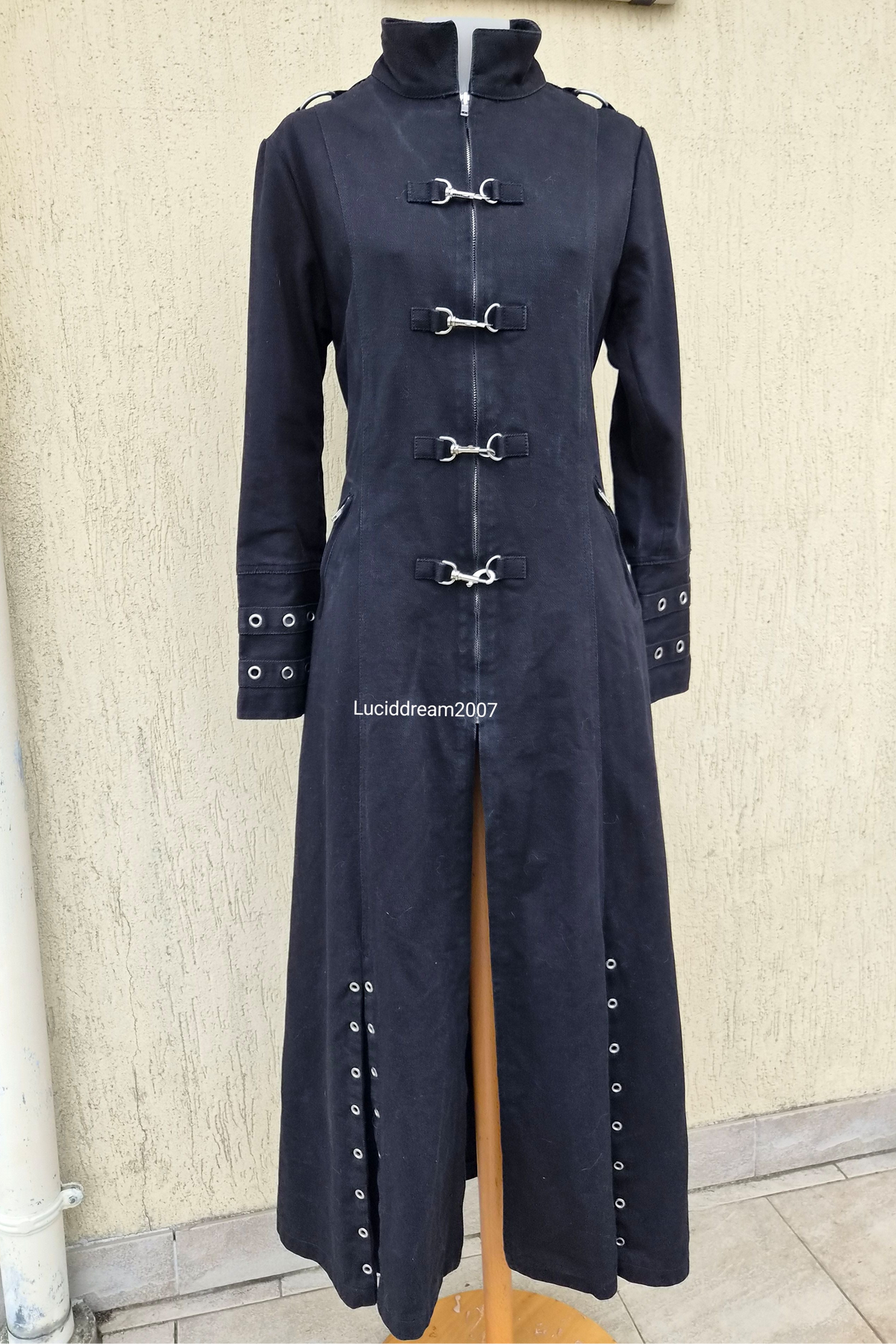 Manteau Poizen Industries