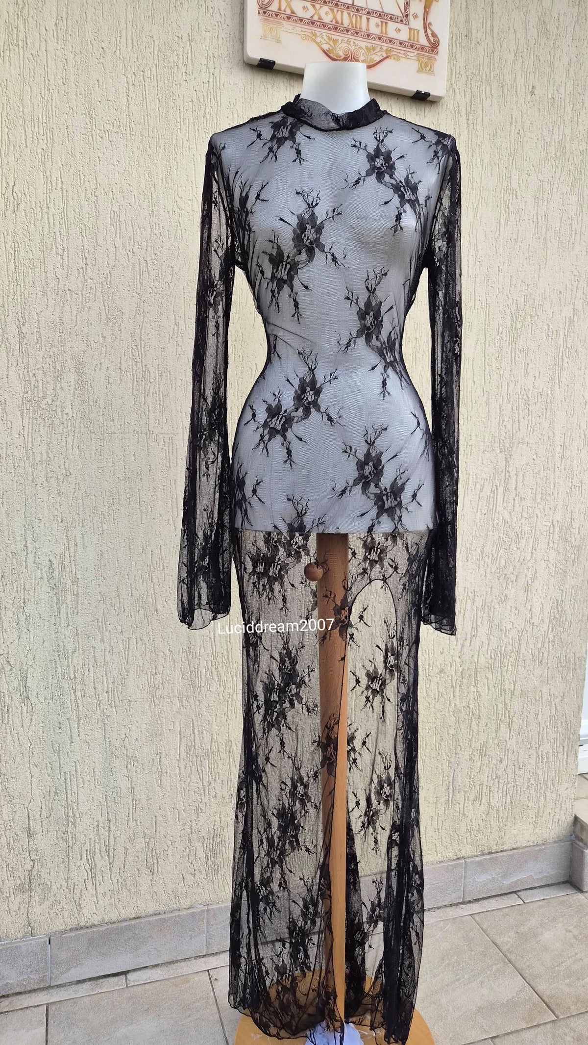 Robe en dentelle noire