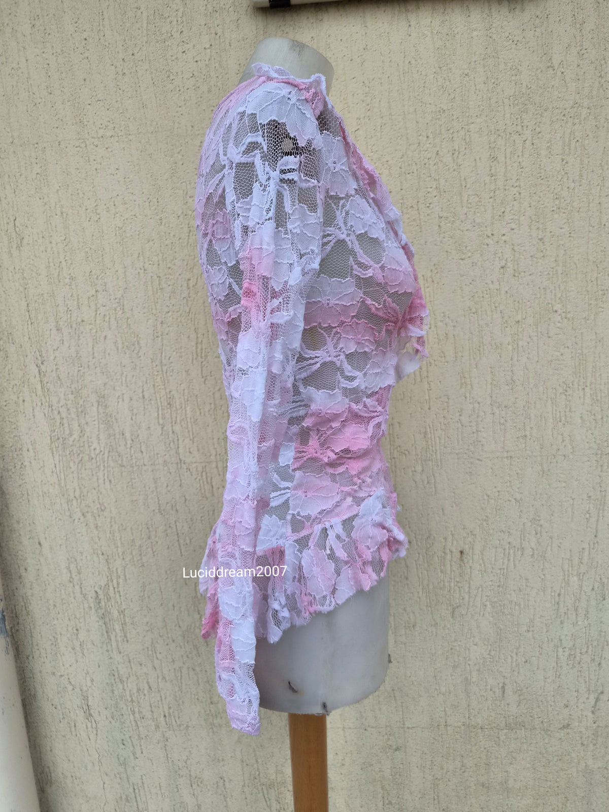 Cache coeur dentelle rose et blanc