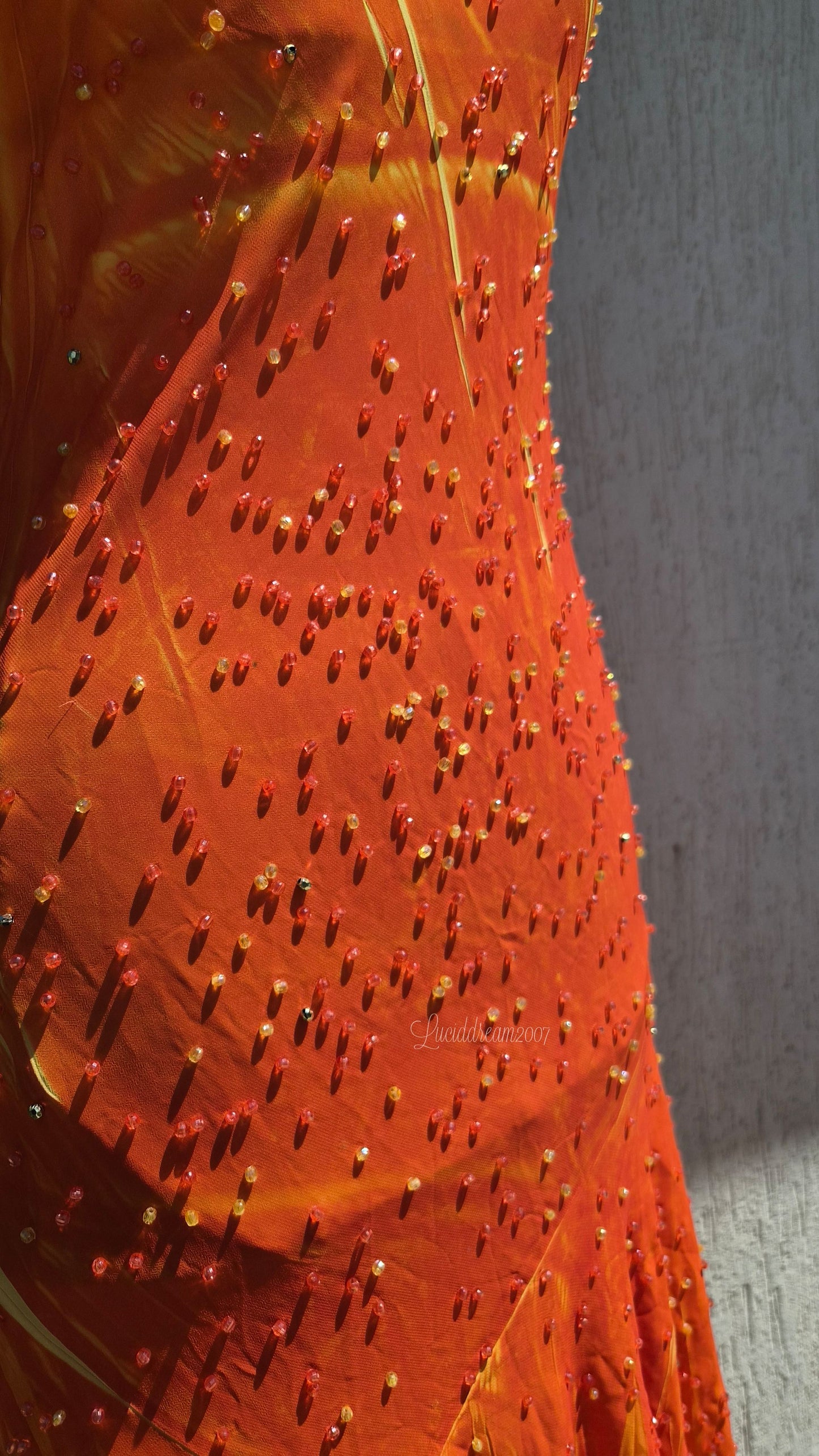 Robe dos nu orange brodée