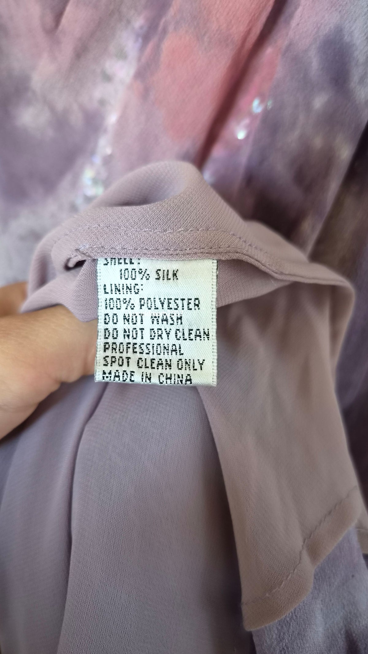 Robe en soie brodée Yve London