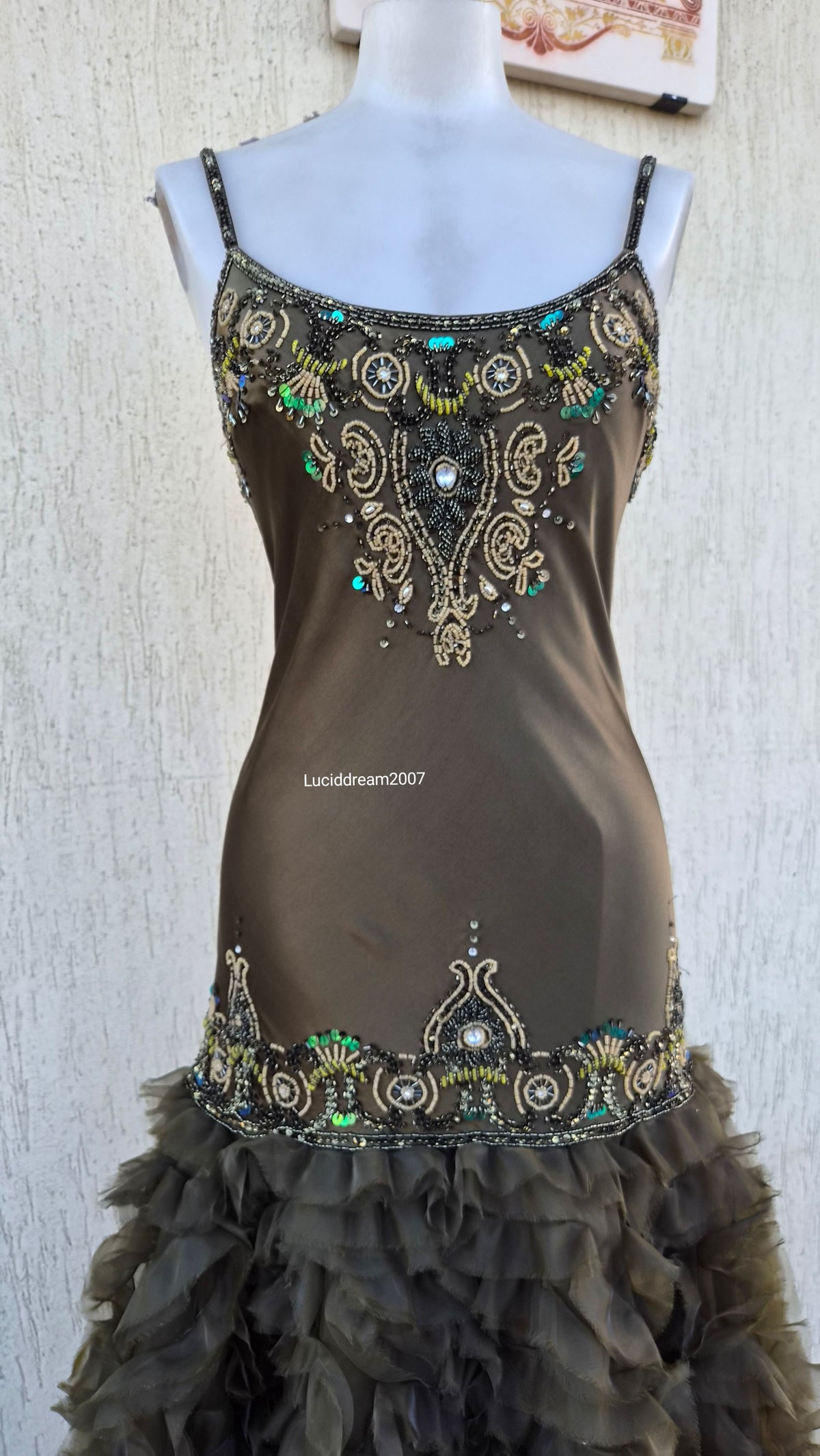 Robe verte brodée dropwaist