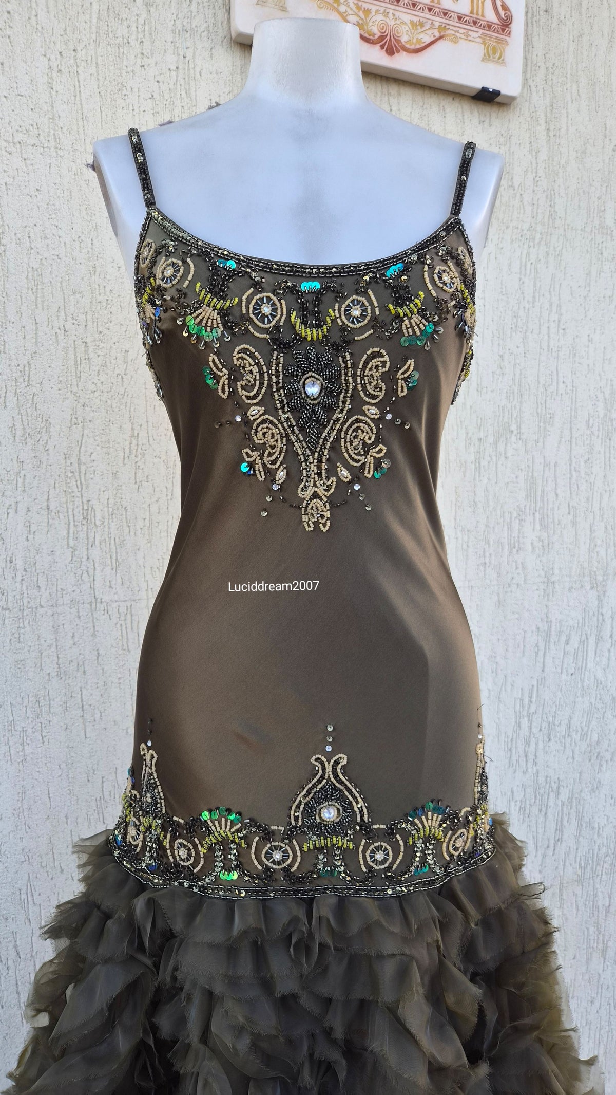 Robe verte brodée dropwaist