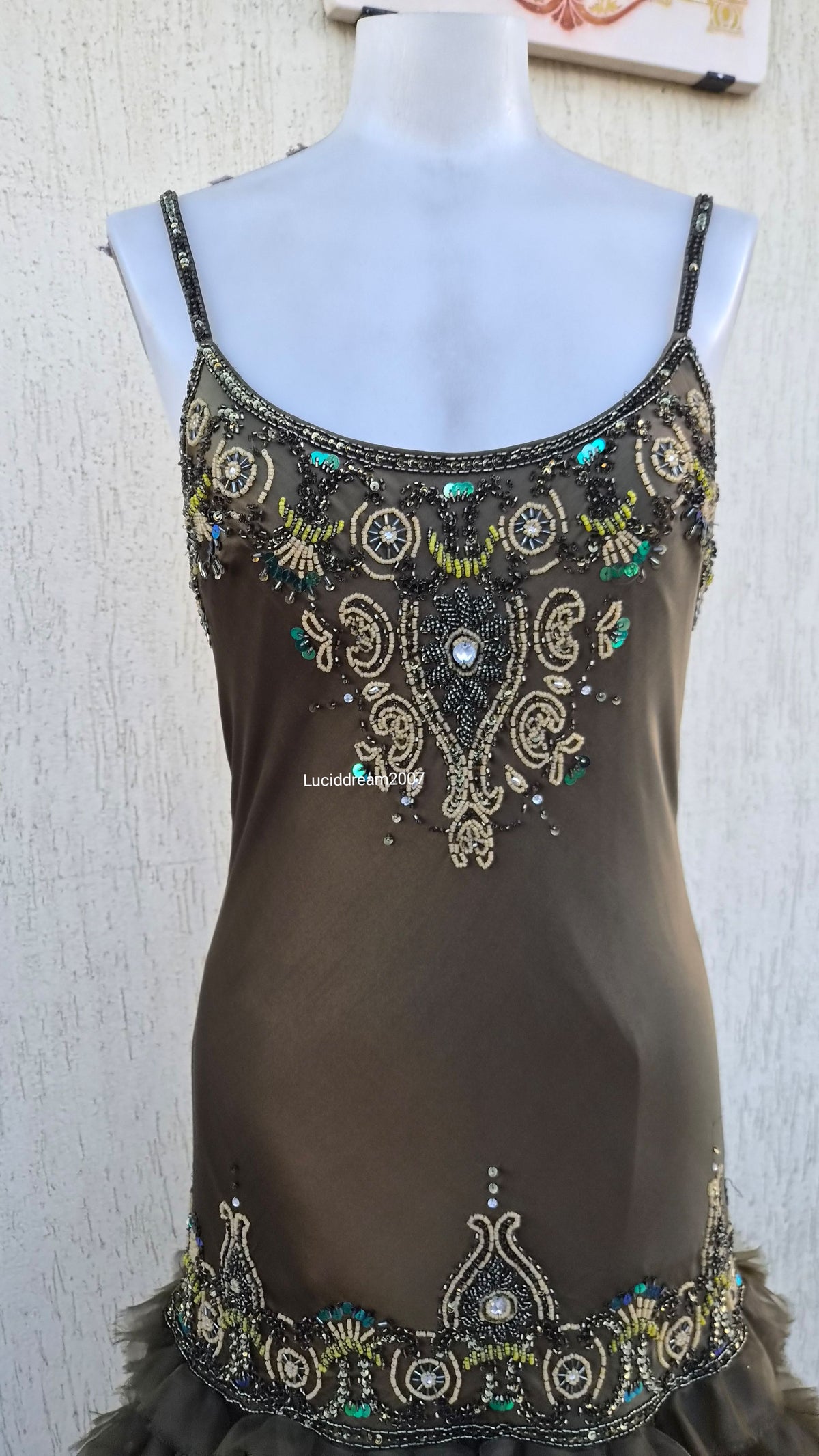 Robe verte brodée dropwaist