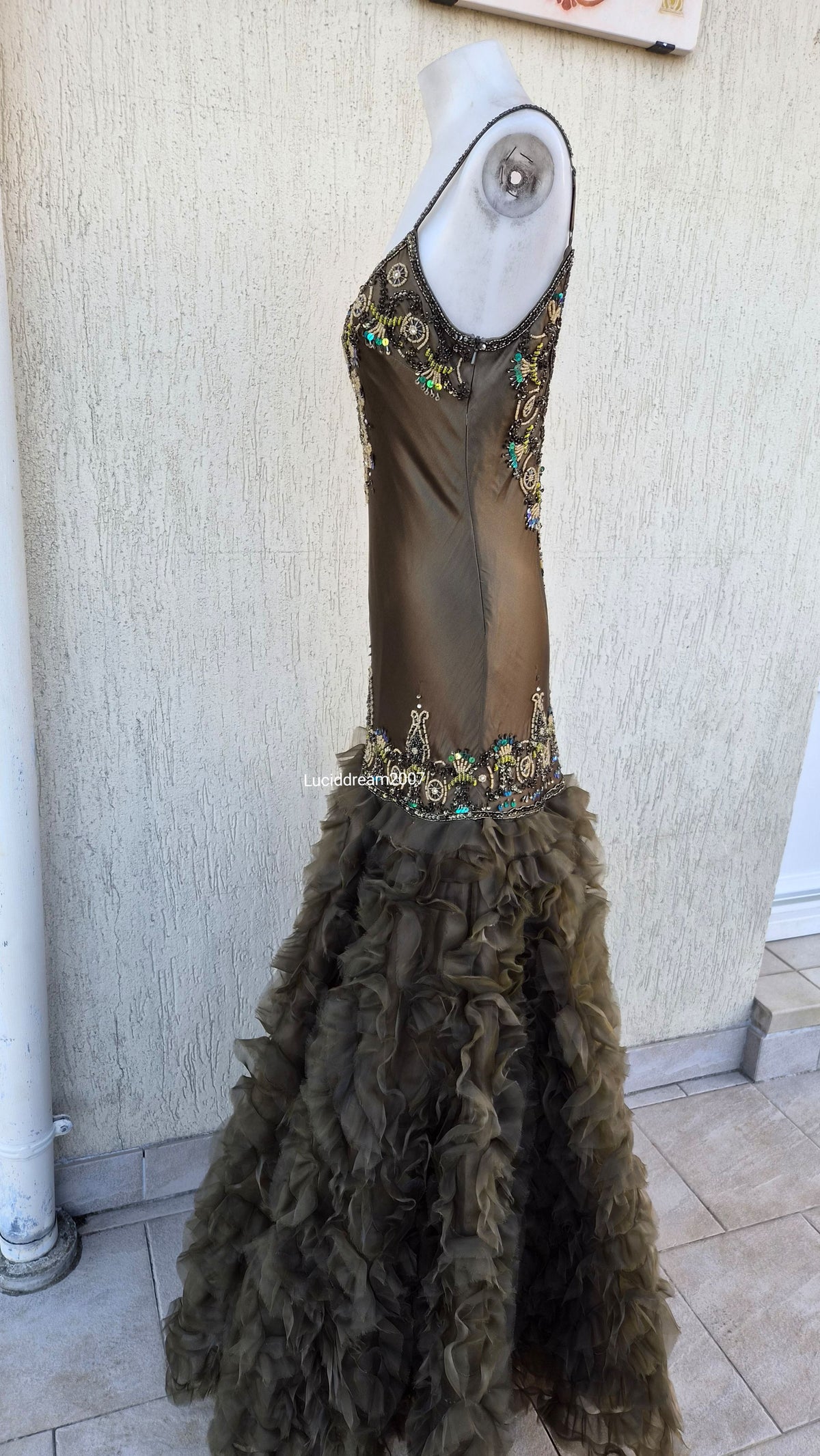 Robe verte brodée dropwaist