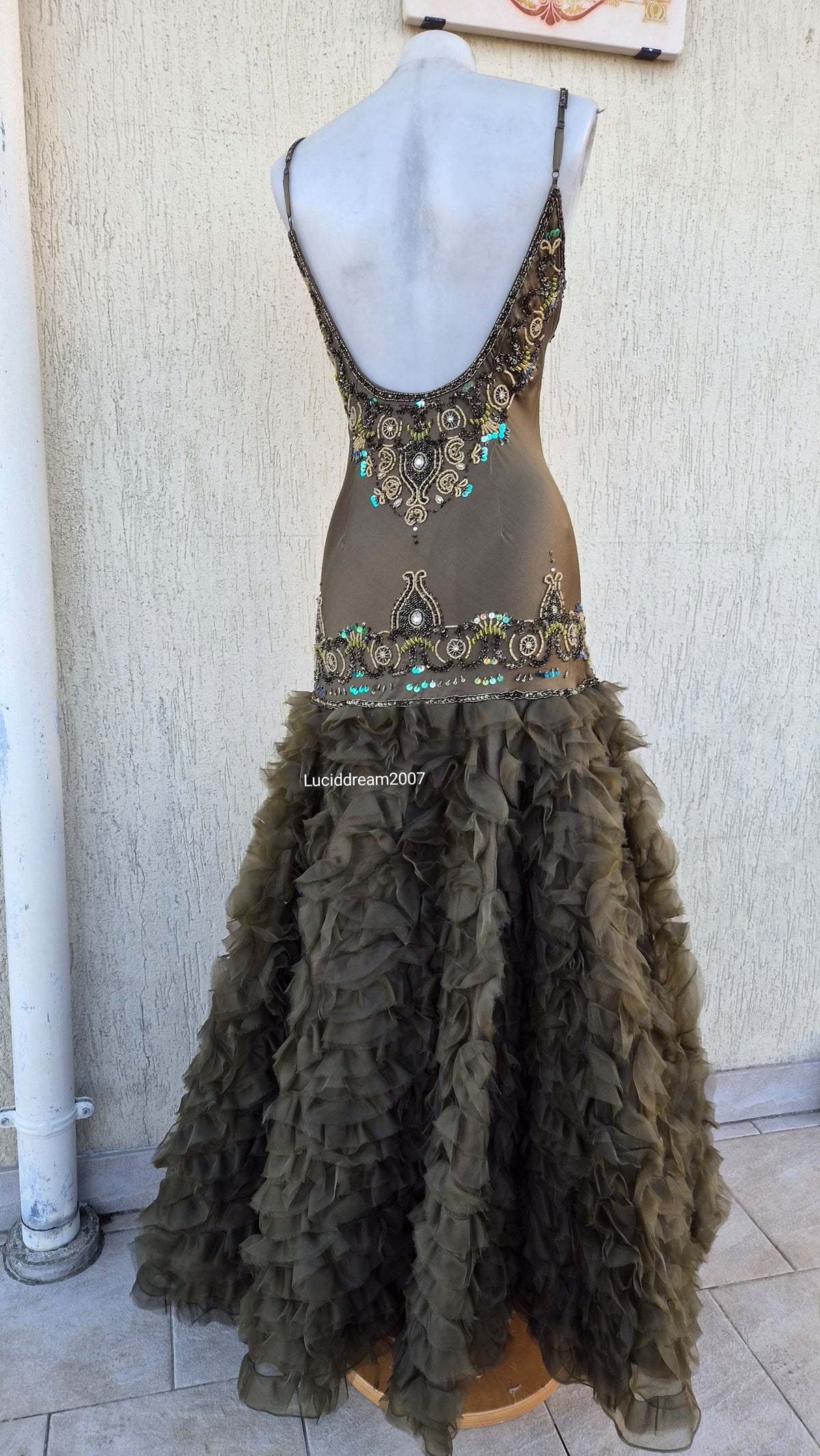 Robe verte brodée dropwaist