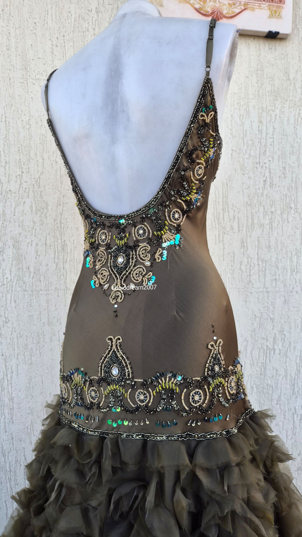Robe verte brodée dropwaist