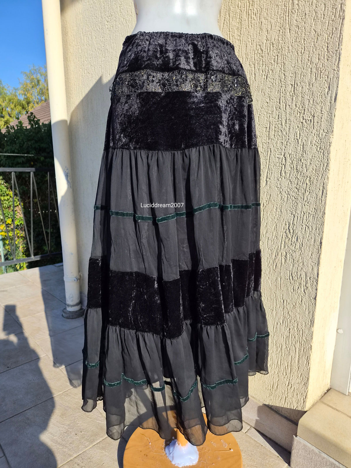Jupe en velours noir