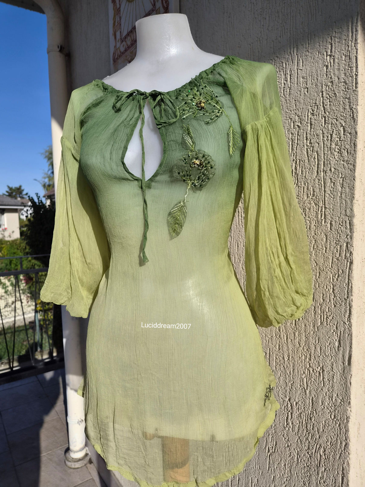Haut vert en voile brodé Miss Sixty