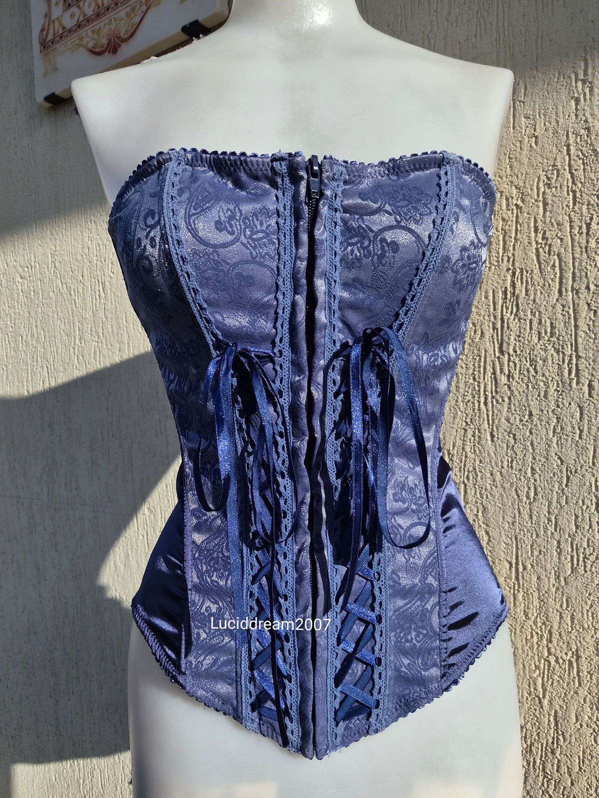 Bustier esprit corset bleu