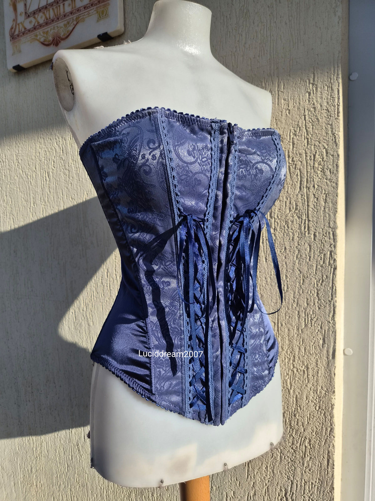 Bustier esprit corset bleu
