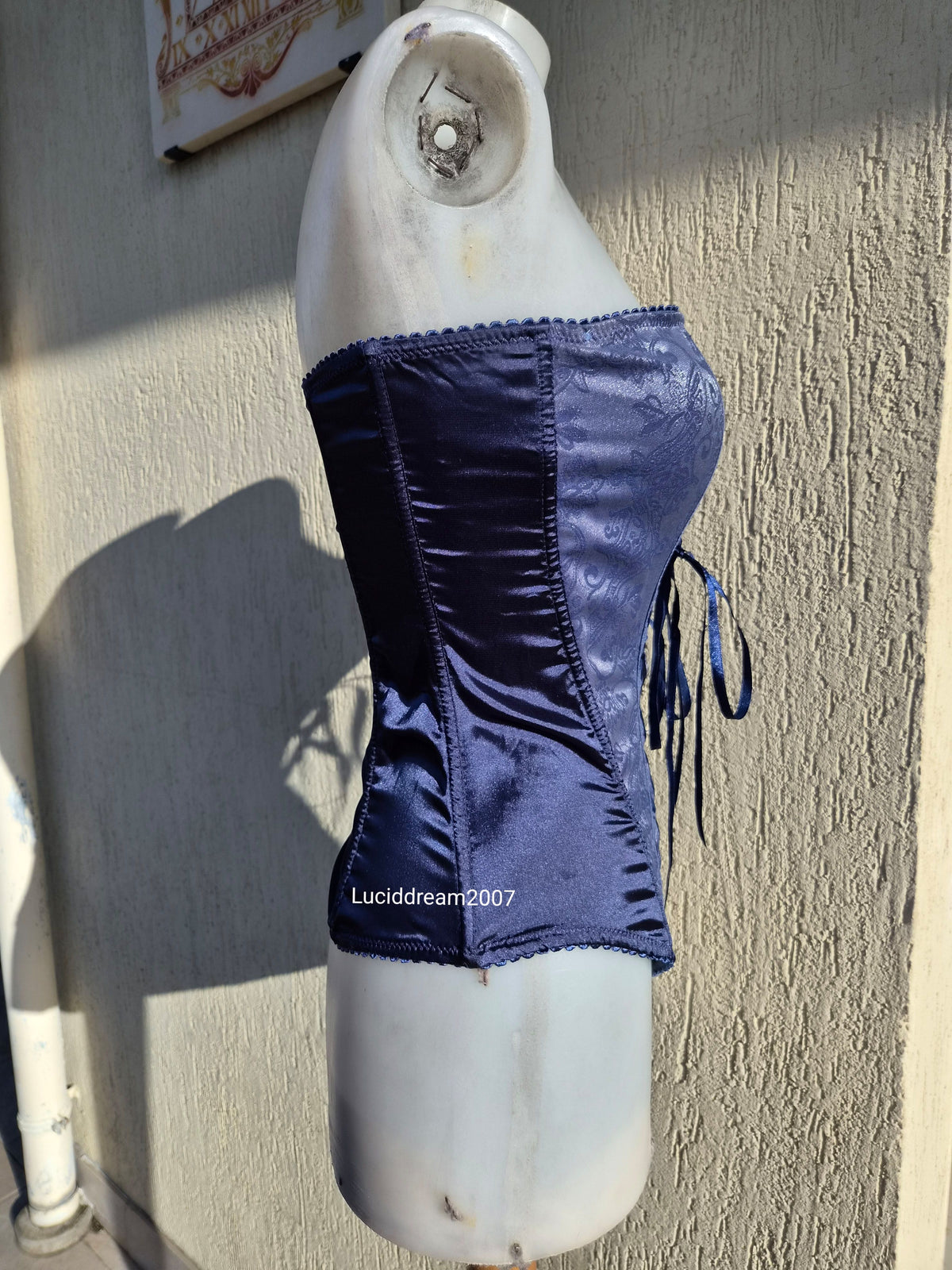 Bustier esprit corset bleu